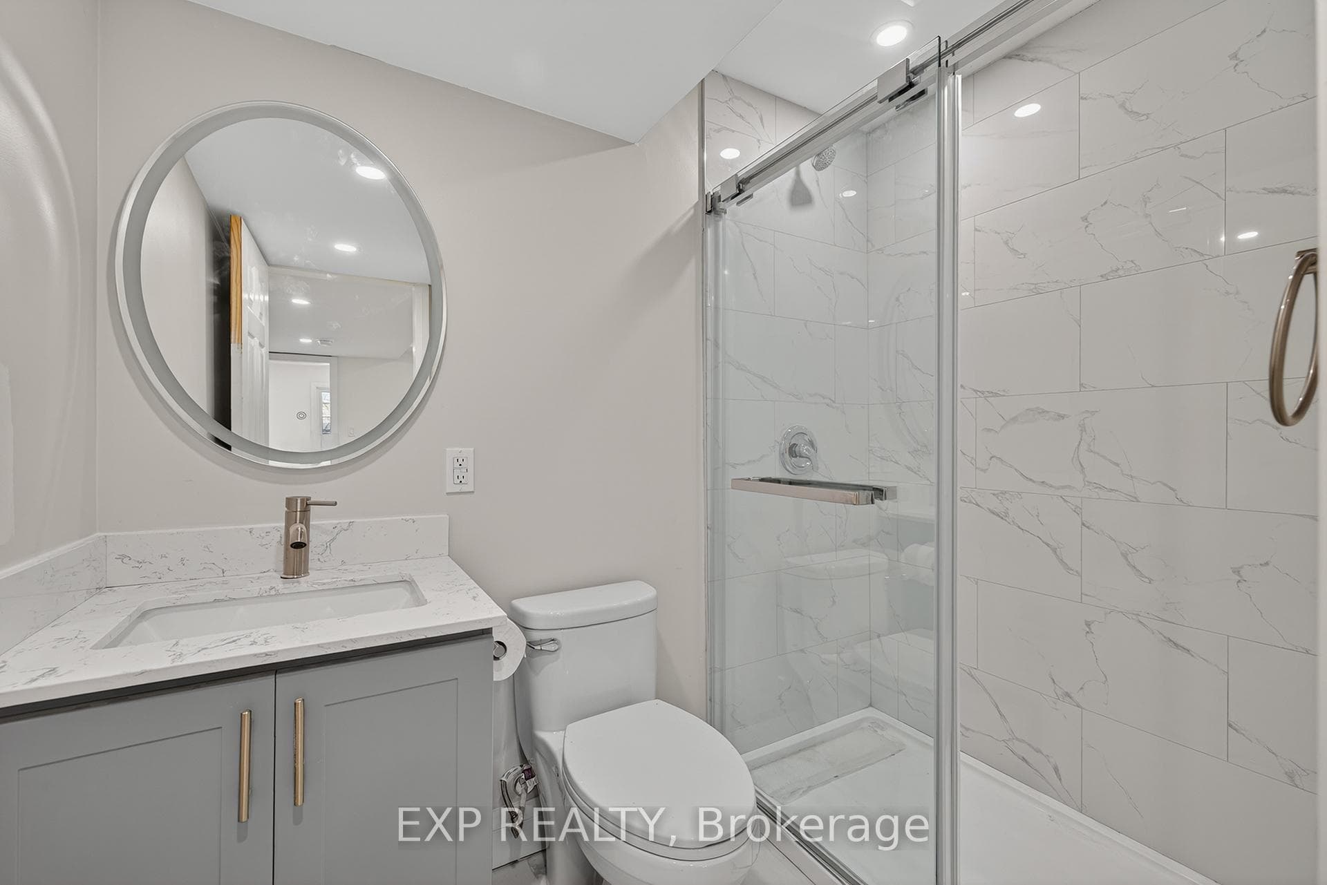 101 Anastasia Crescent photo 18