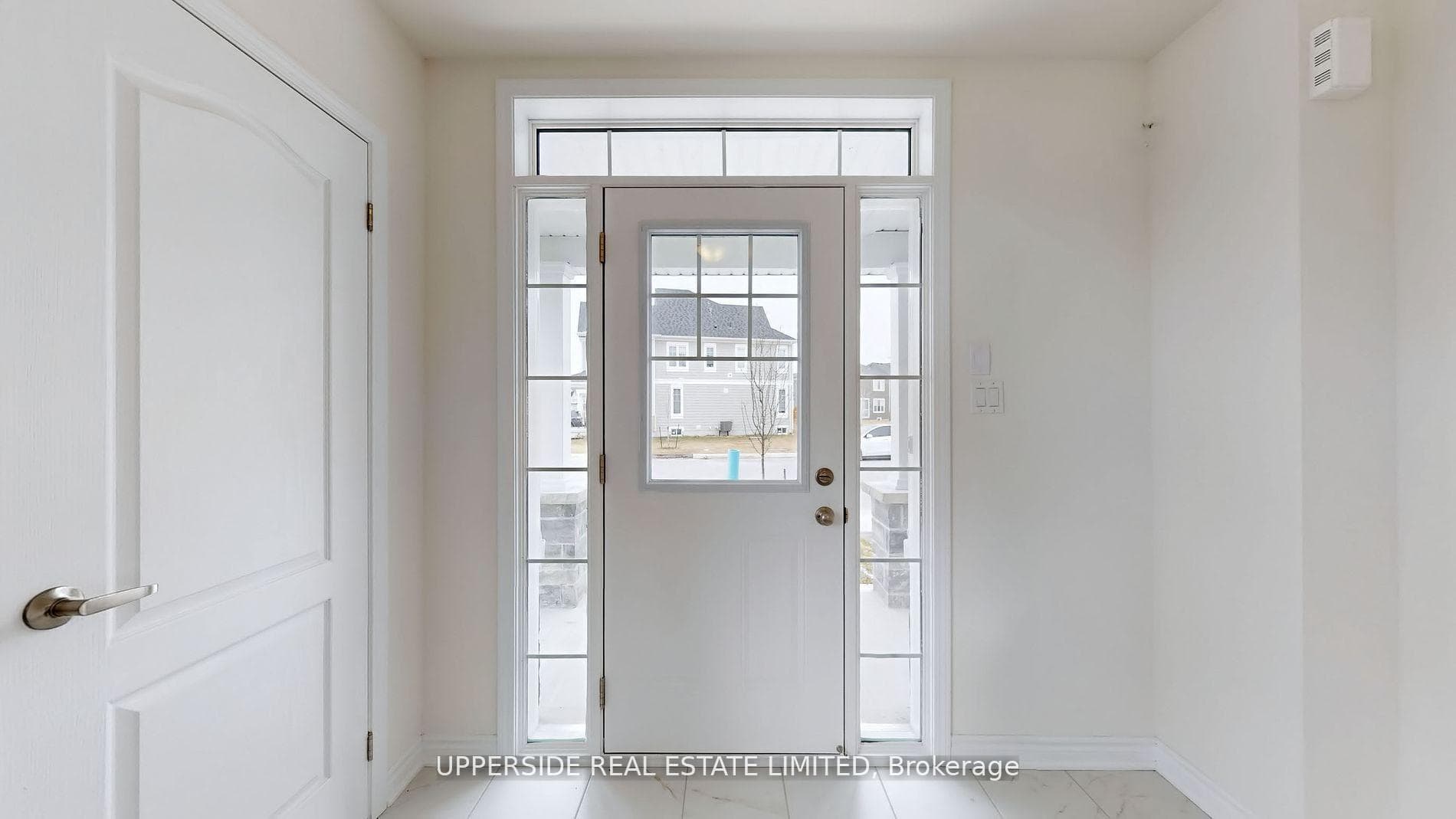 26 Shapira Avenue photo 2