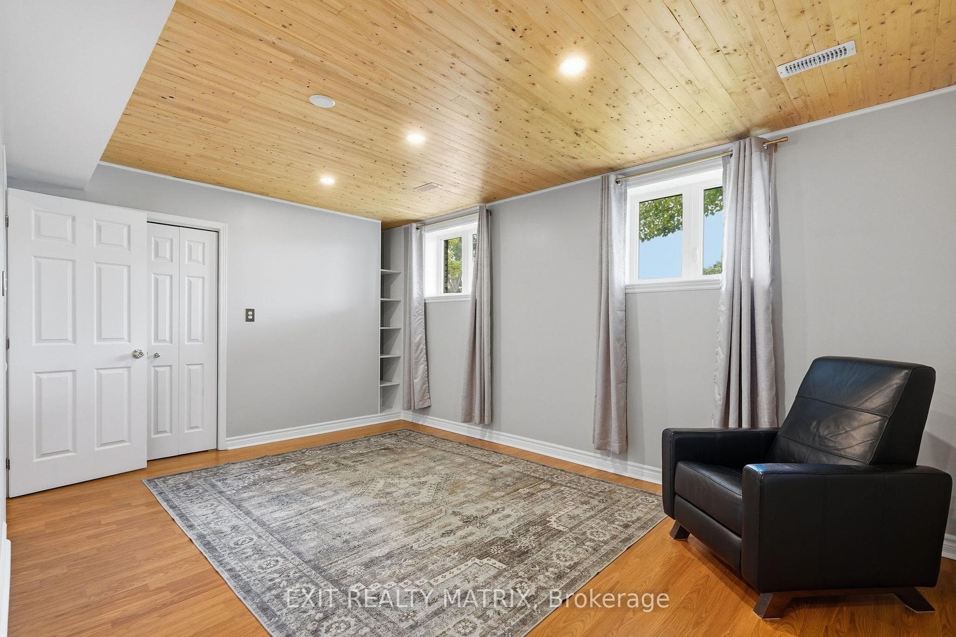 788 Joliette Street photo 22