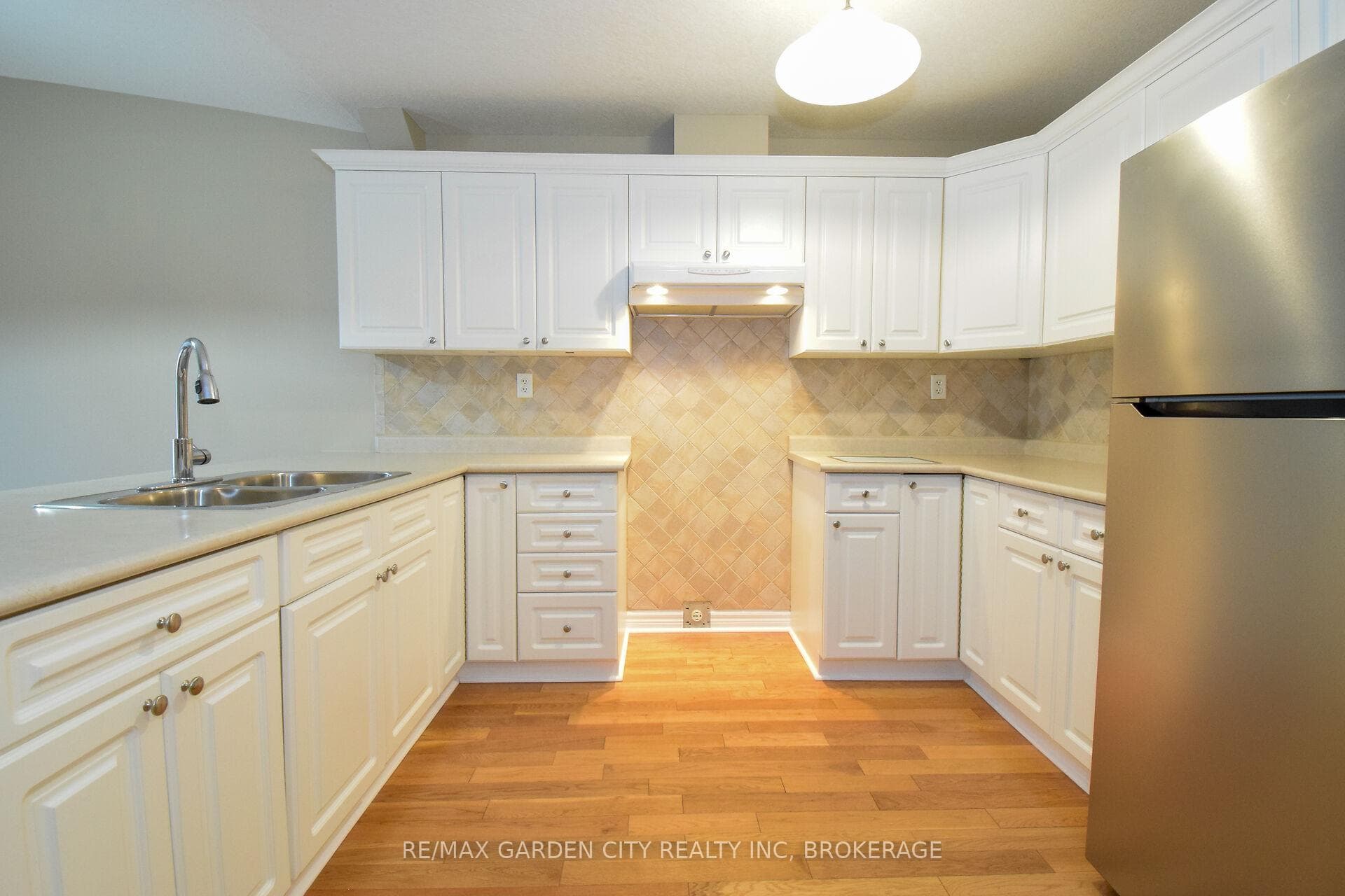 162 FIRST Street Unit 11 photo 7
