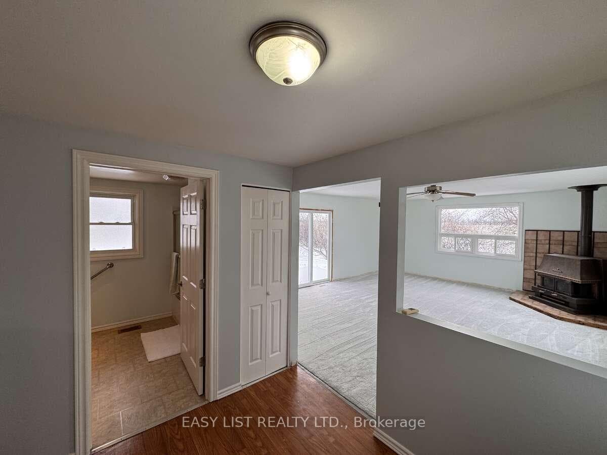 3104 St Clair Parkway photo 12