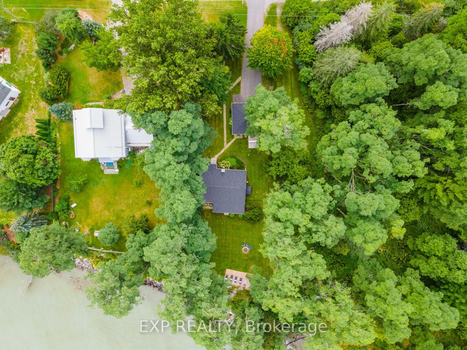 113 Victoria Beach Road photo 23