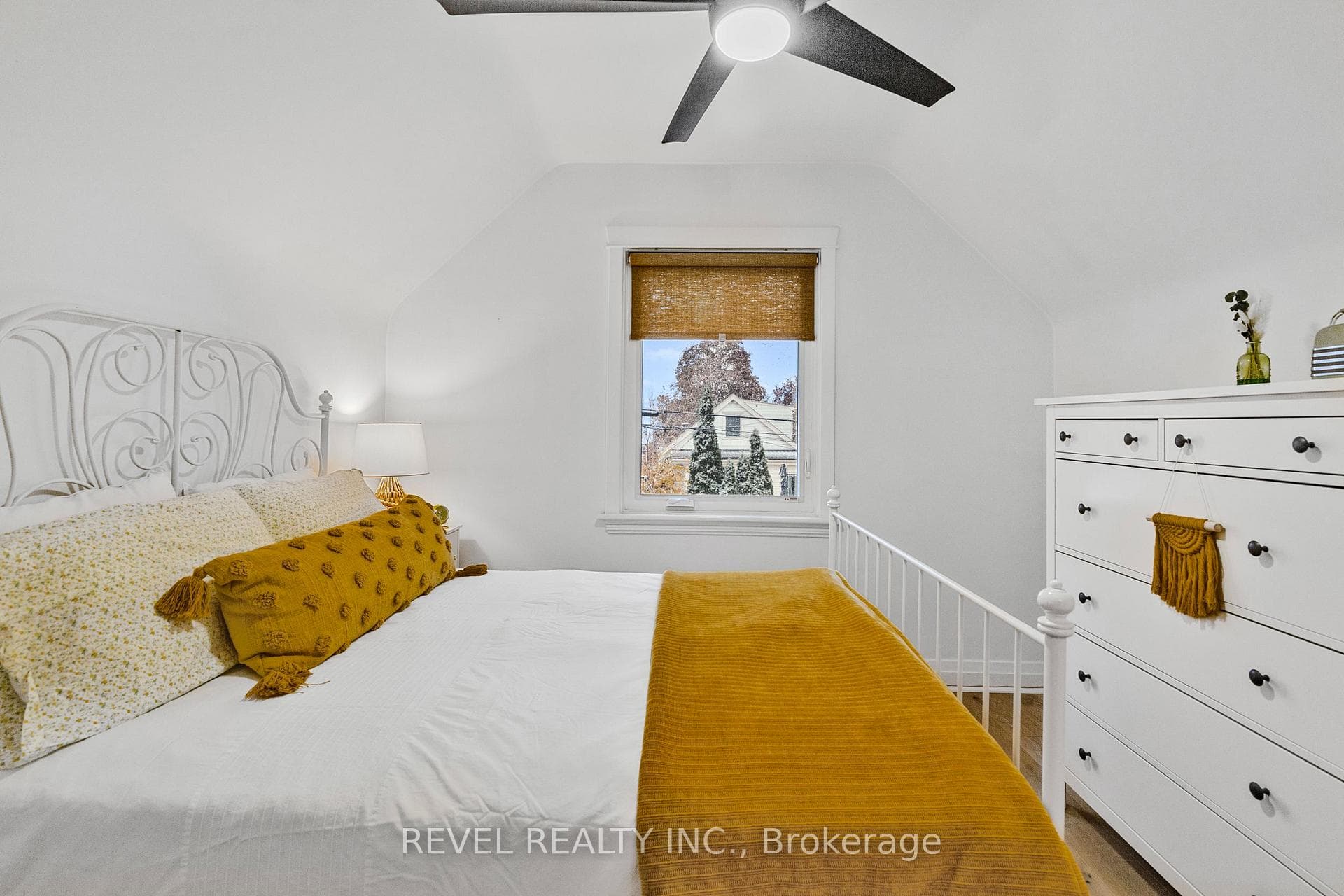 175 Wexford Avenue photo 23