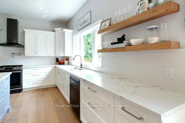245 Jane Street photo 33
