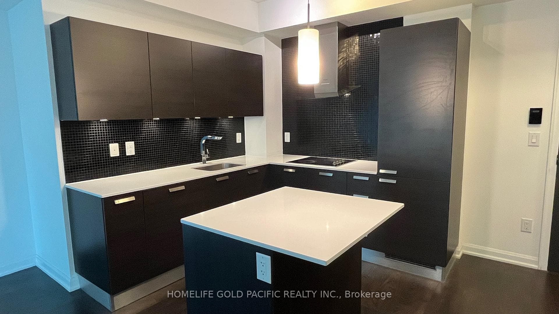 11 Bogert Avenue Unit 1009 photo 3