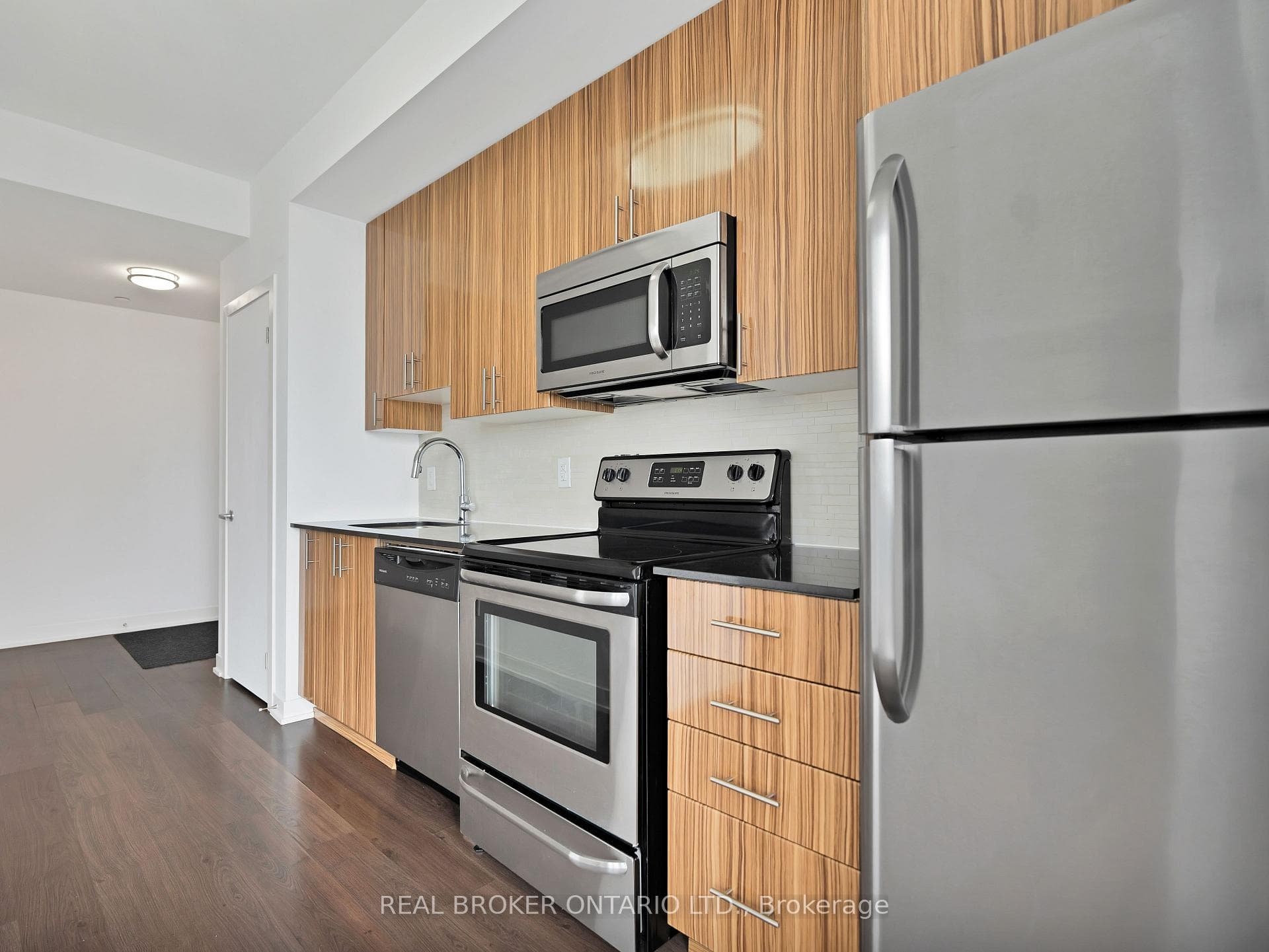 225 Sackville Street Unit 2502 photo 12
