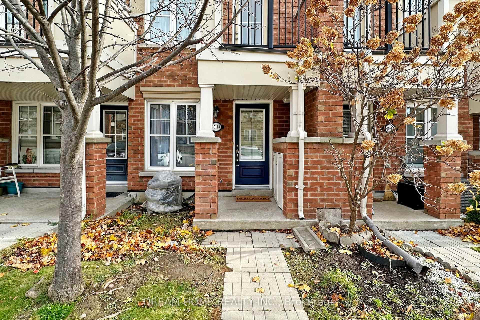40 Mendelssohn Street Unit 13 photo 2
