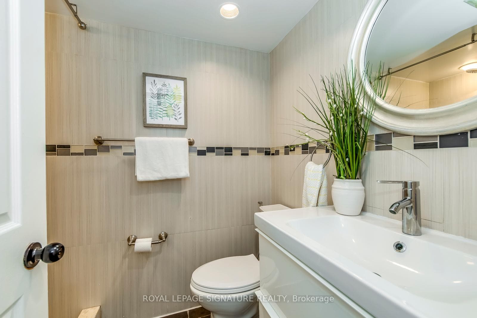 4470 Tucana Court Unit 1107 photo 19
