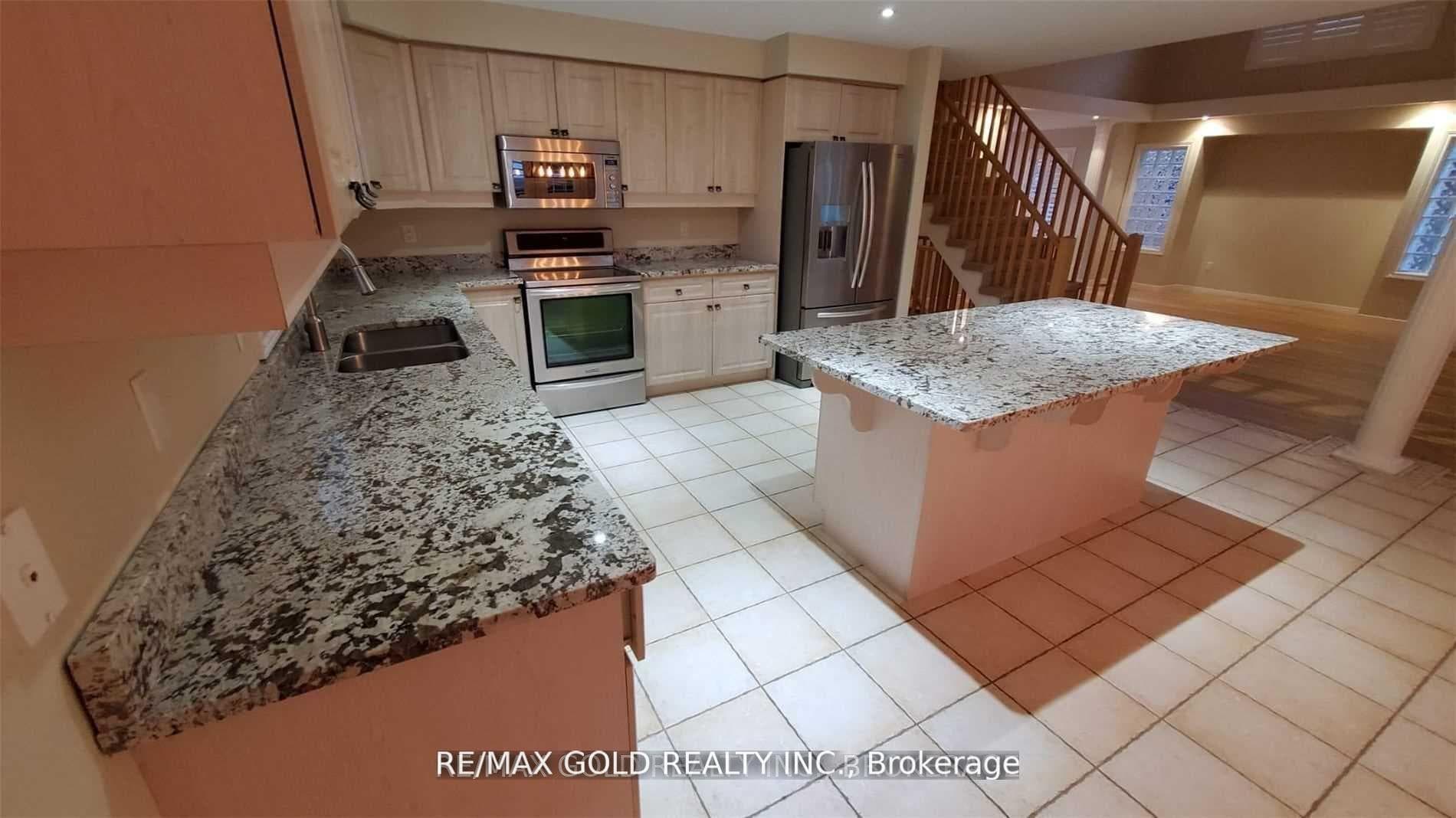 79 Surrey Drive photo 15
