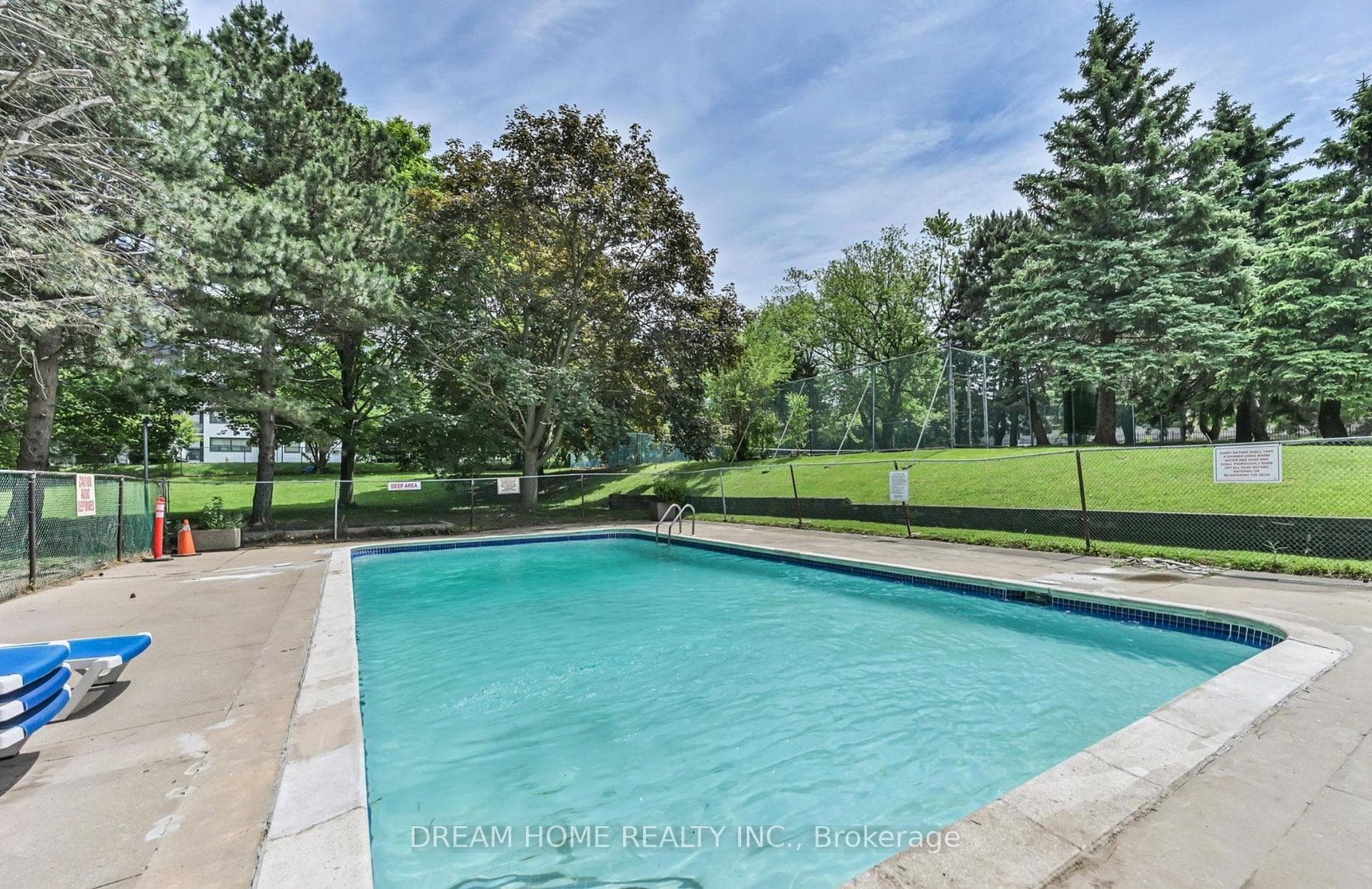 Outdoor Swimming Pool