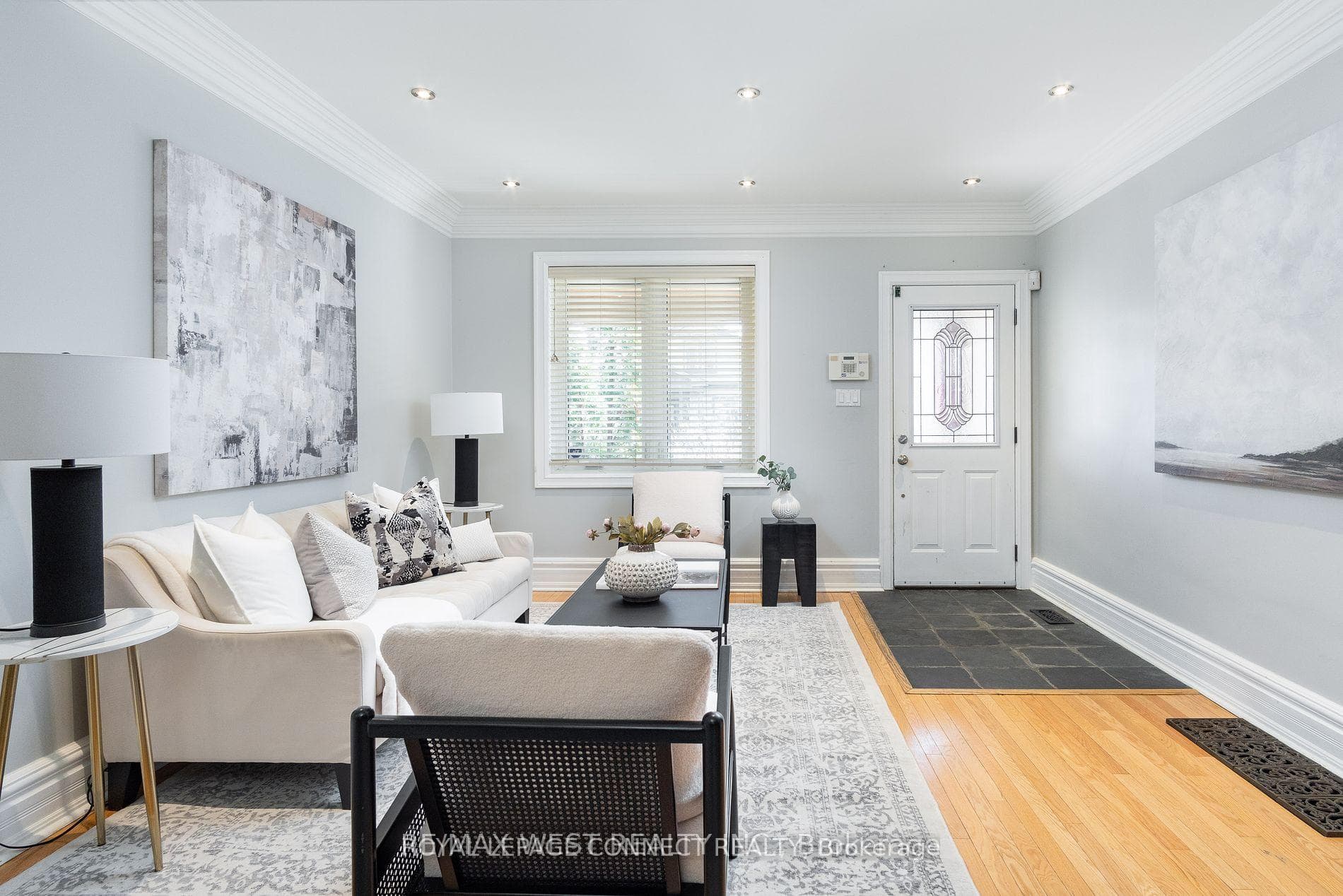 638 Willard Avenue photo 8