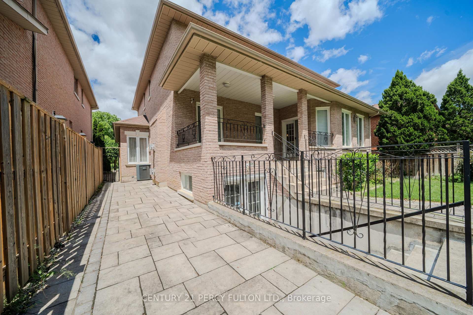 53 Linwood Ave-