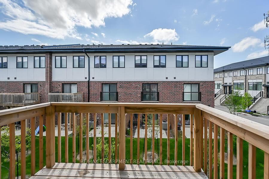 17 Markle Crescent photo 13