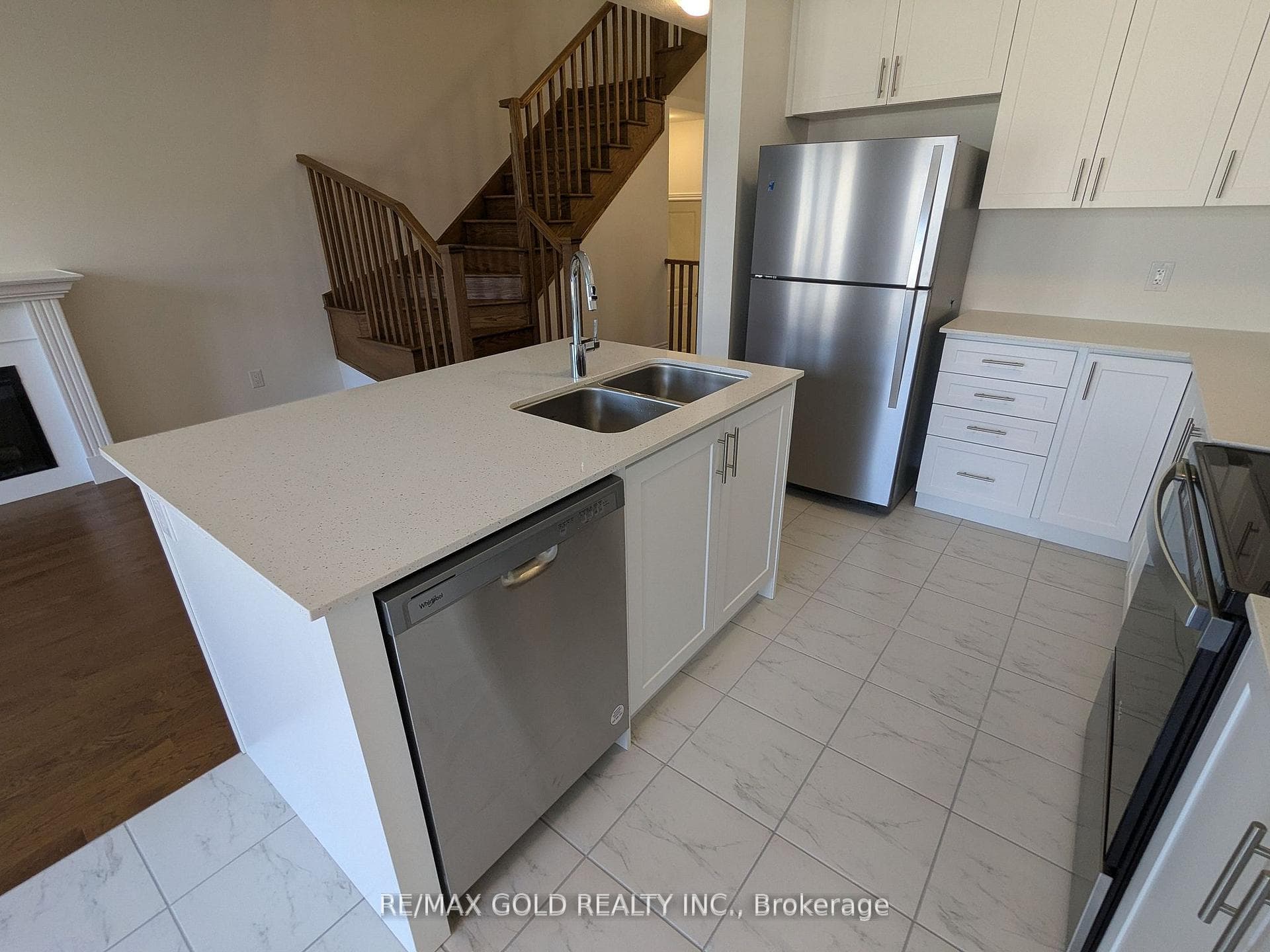 203 BROADACRE Drive photo 28