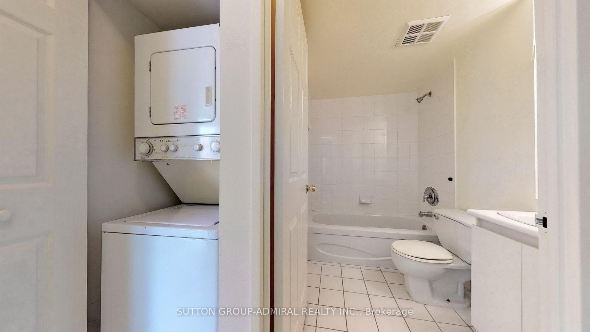 736 Bay Street Unit 2707 photo 11