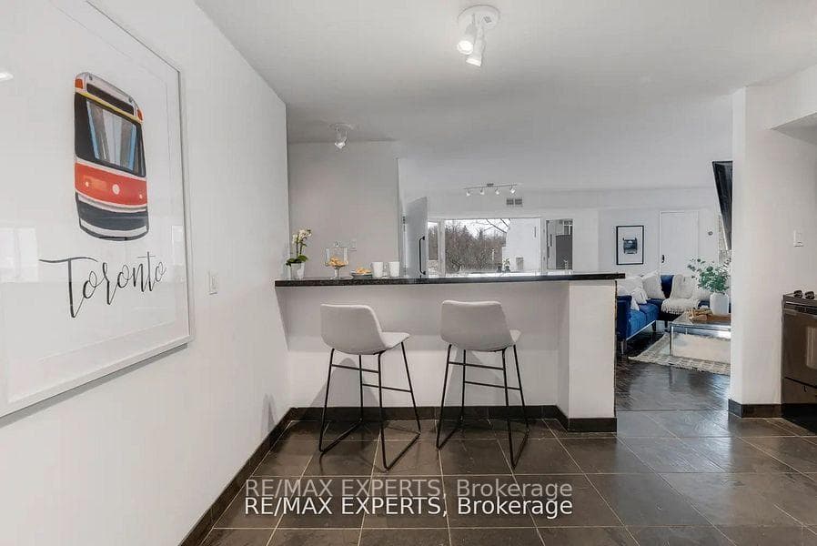 70 Elmsthorpe Avenue Unit 202 photo 7