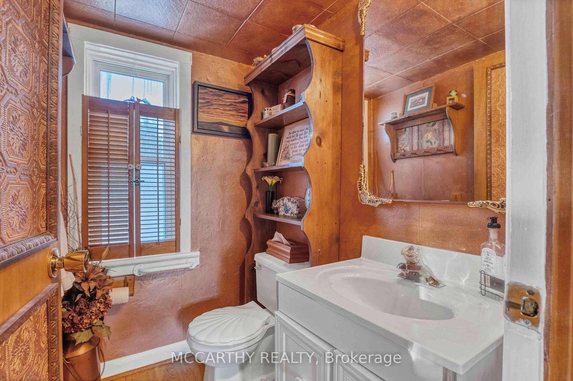 Main Floor Powder room