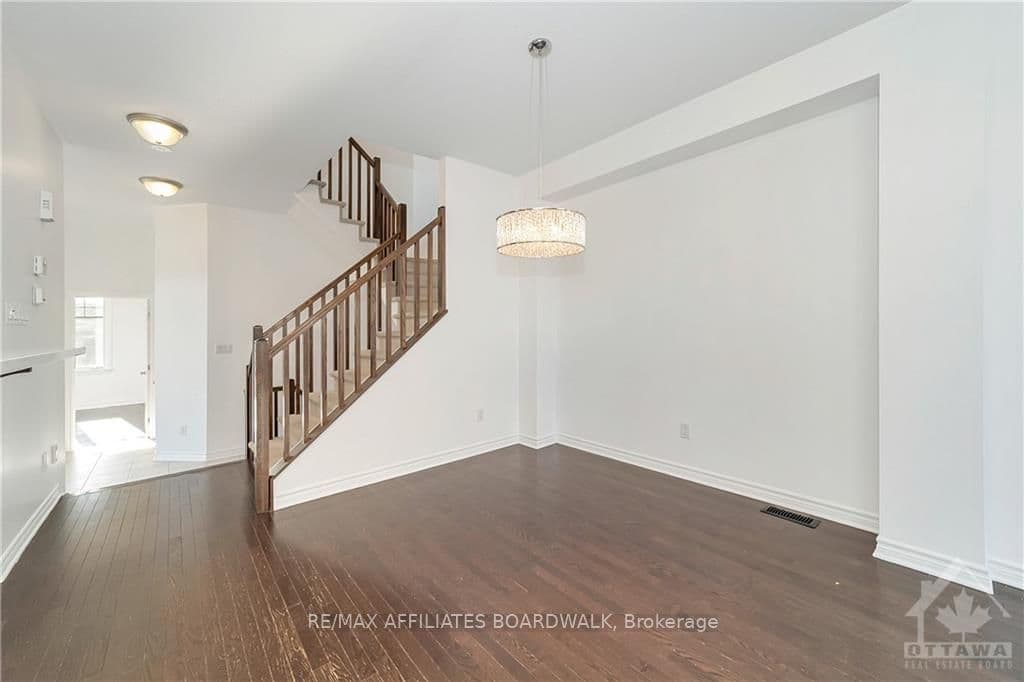 349 GRAMMOND Circle photo 15