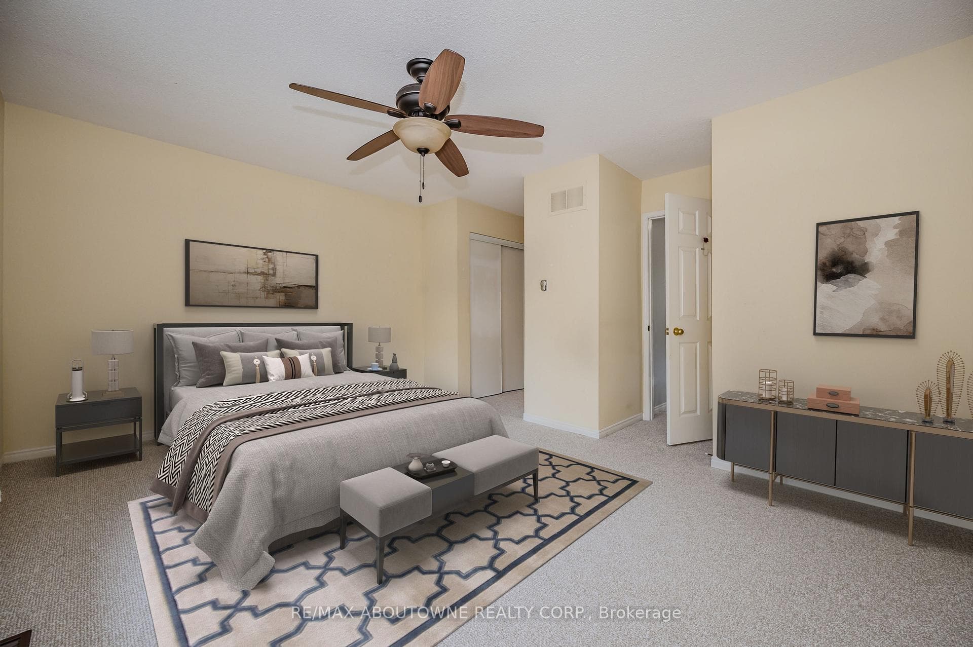 24 Bluewater Court photo 12