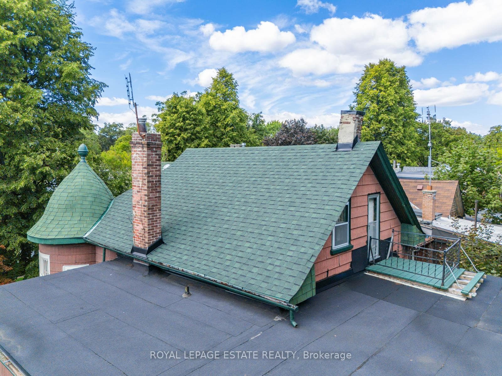 55 Leuty Avenue photo 40