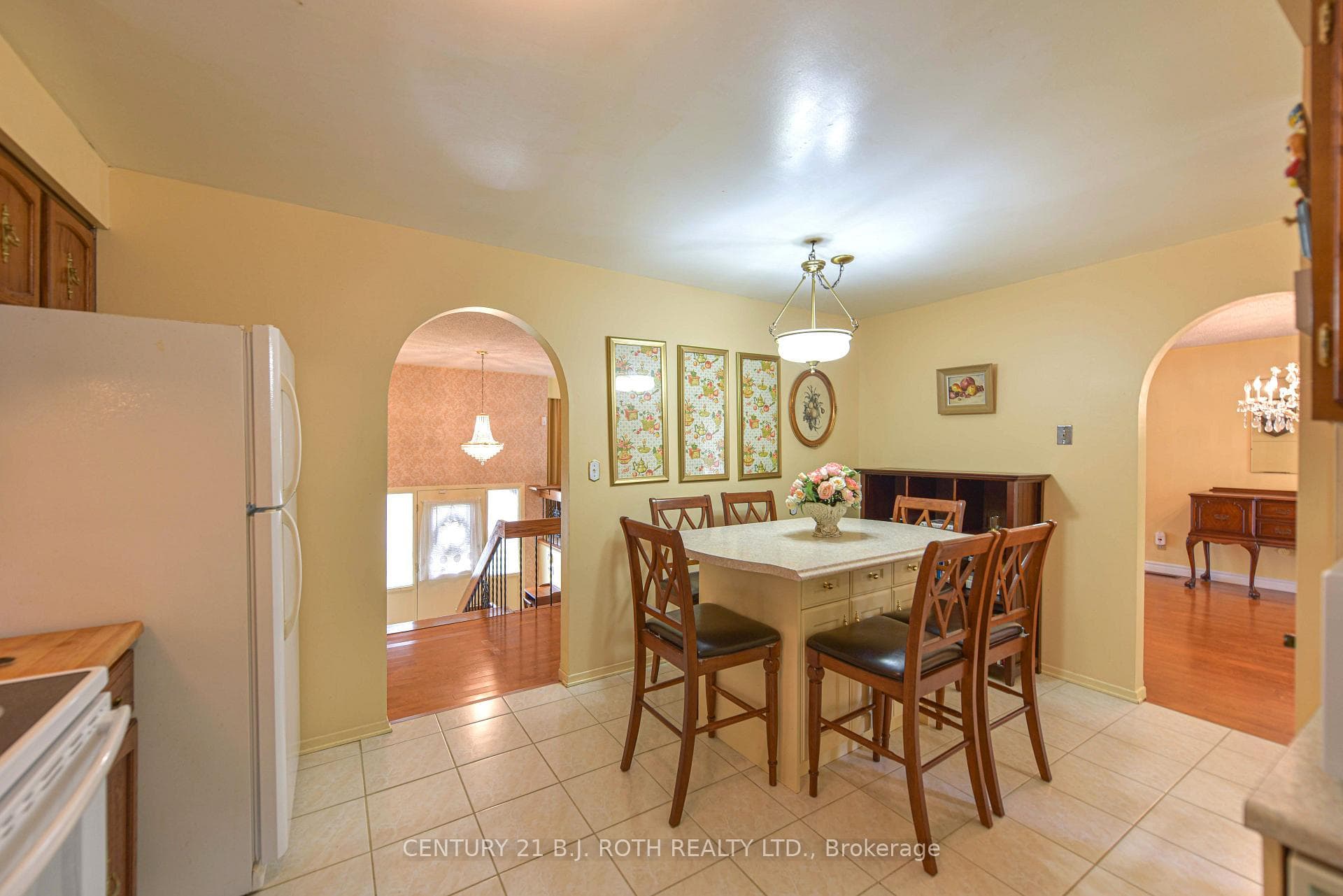 434 Bay Street photo 26