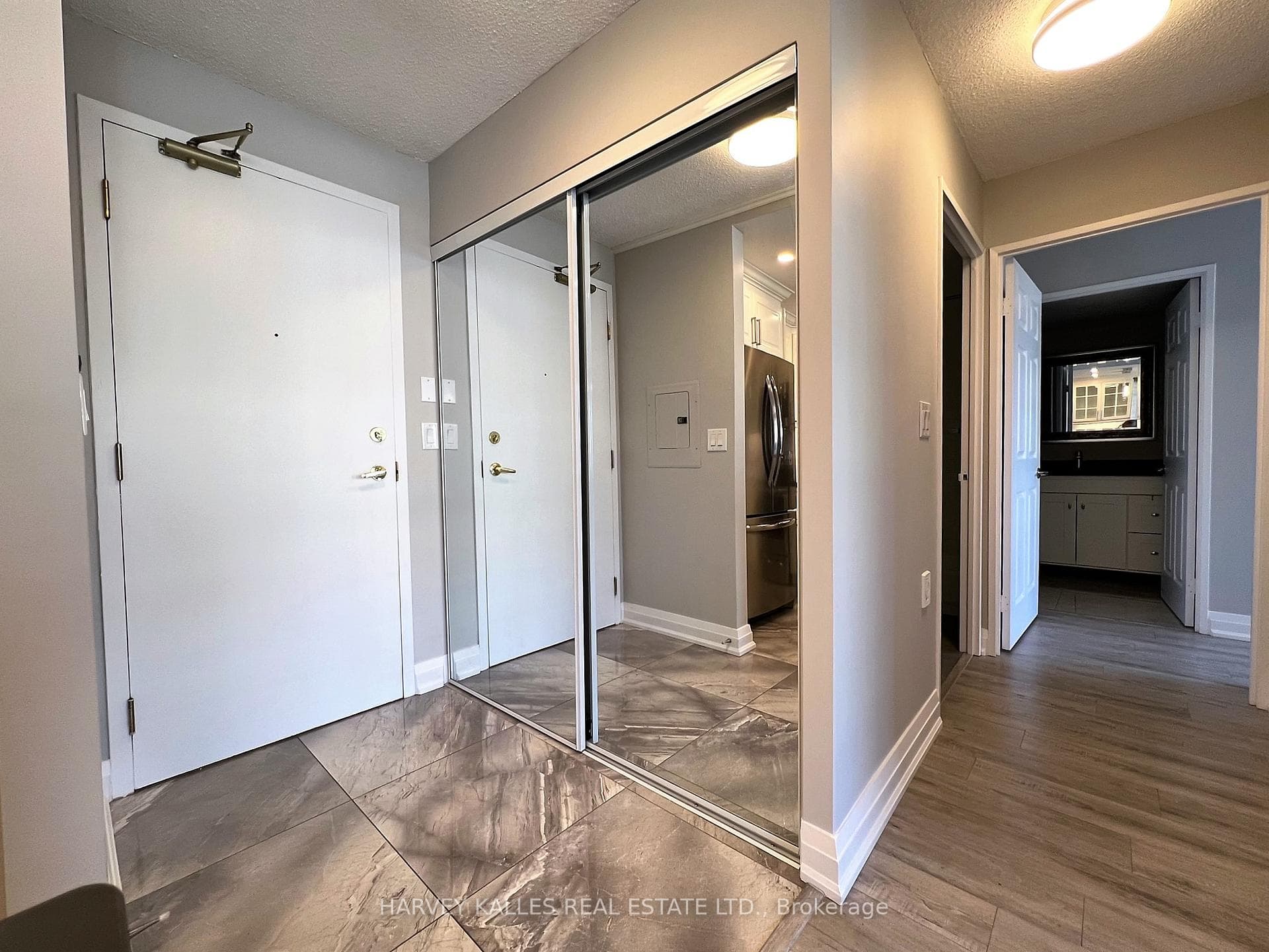 555 Wilson Heights Boulevard Unit 410 photo 13
