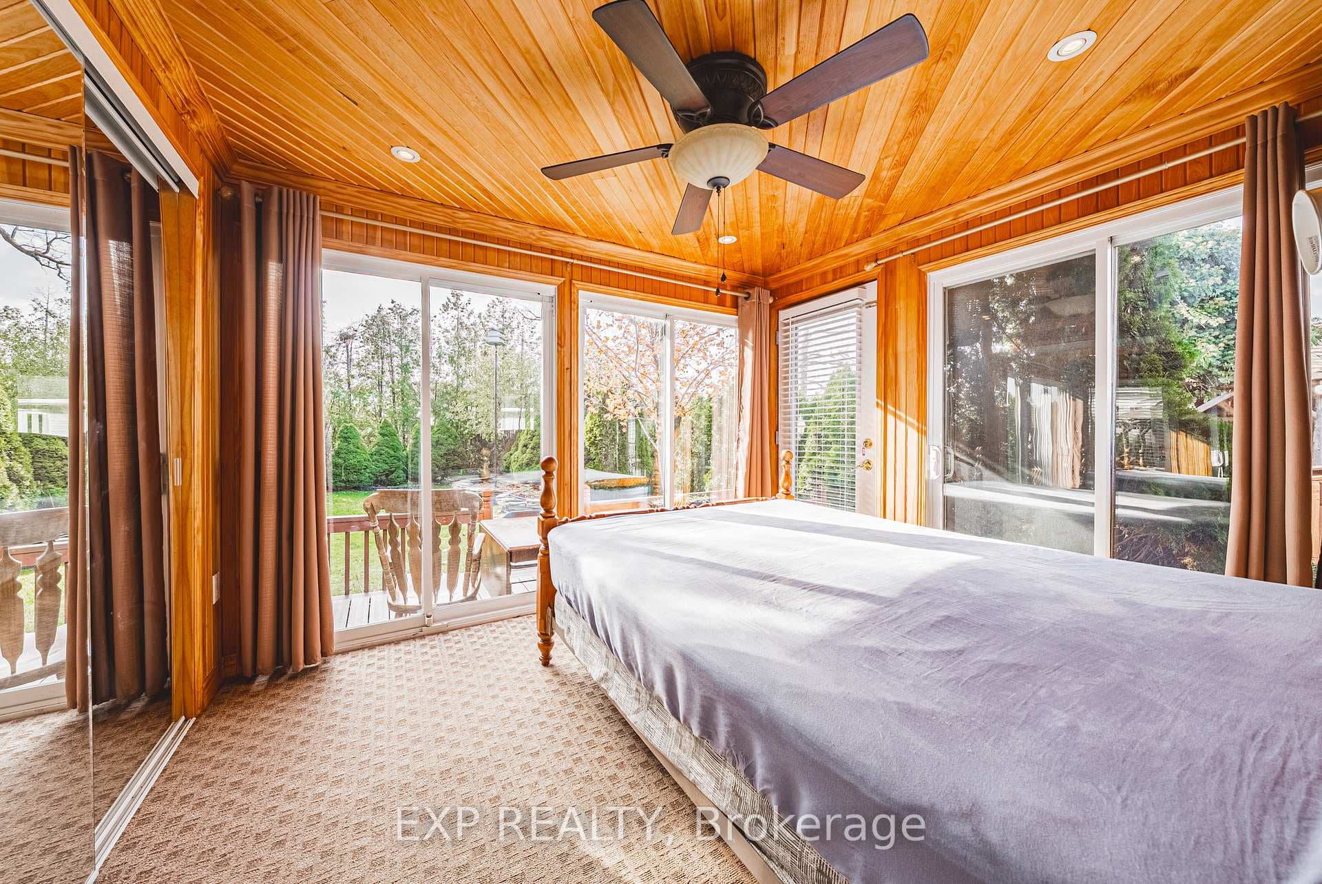 1164 Barton Street photo 23