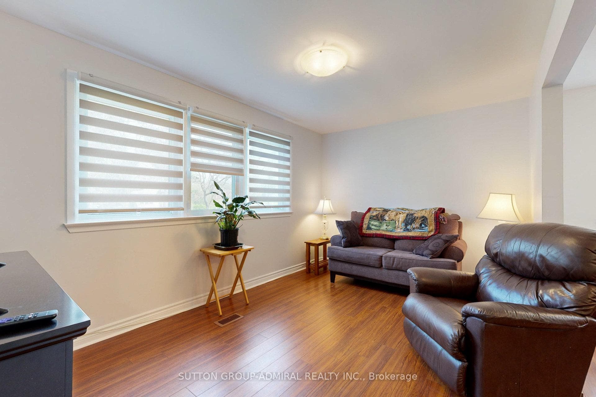 1088 Atwater Avenue photo 8