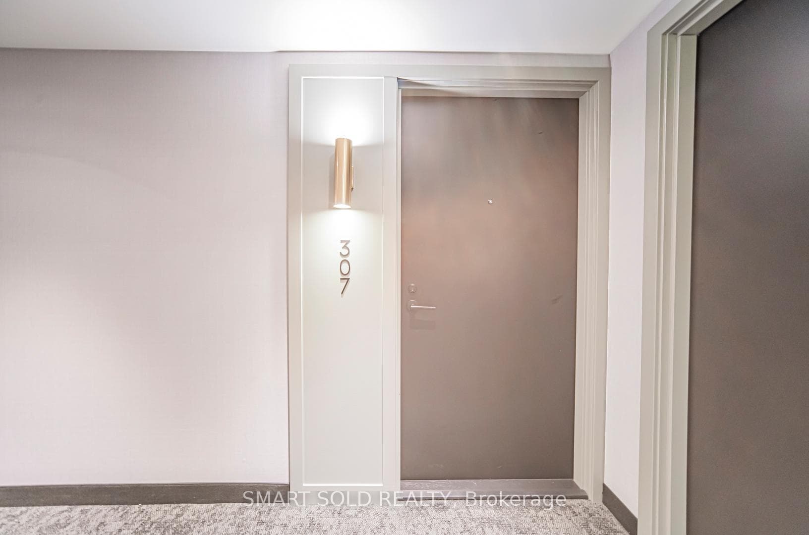 60 Shuter Street Unit 307 photo 3