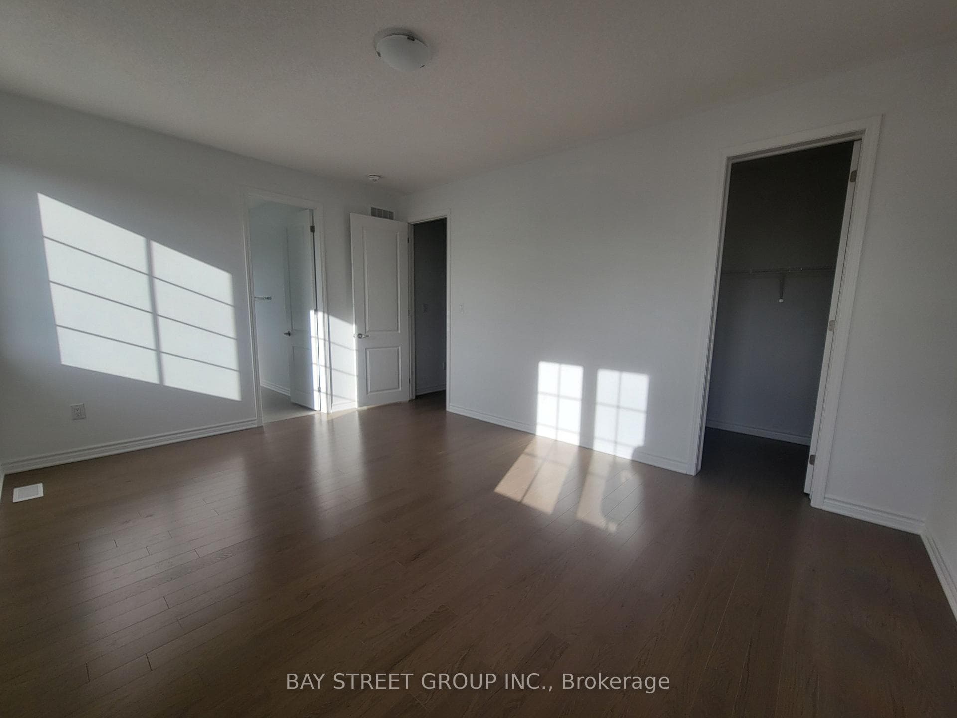3422 Braeside Way photo 5