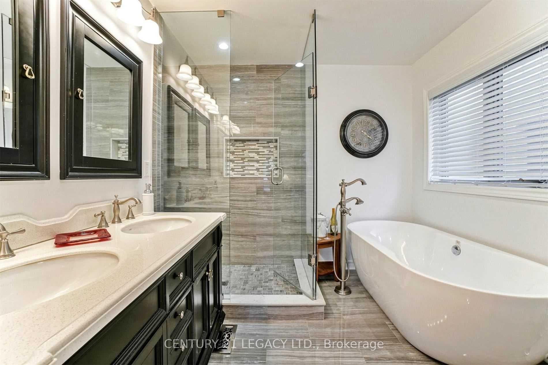 1098 Carding Mill Place photo 12