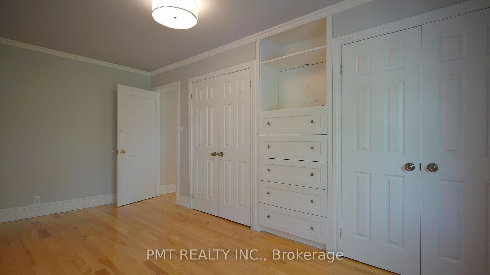 31 Burgess Avenue photo 16