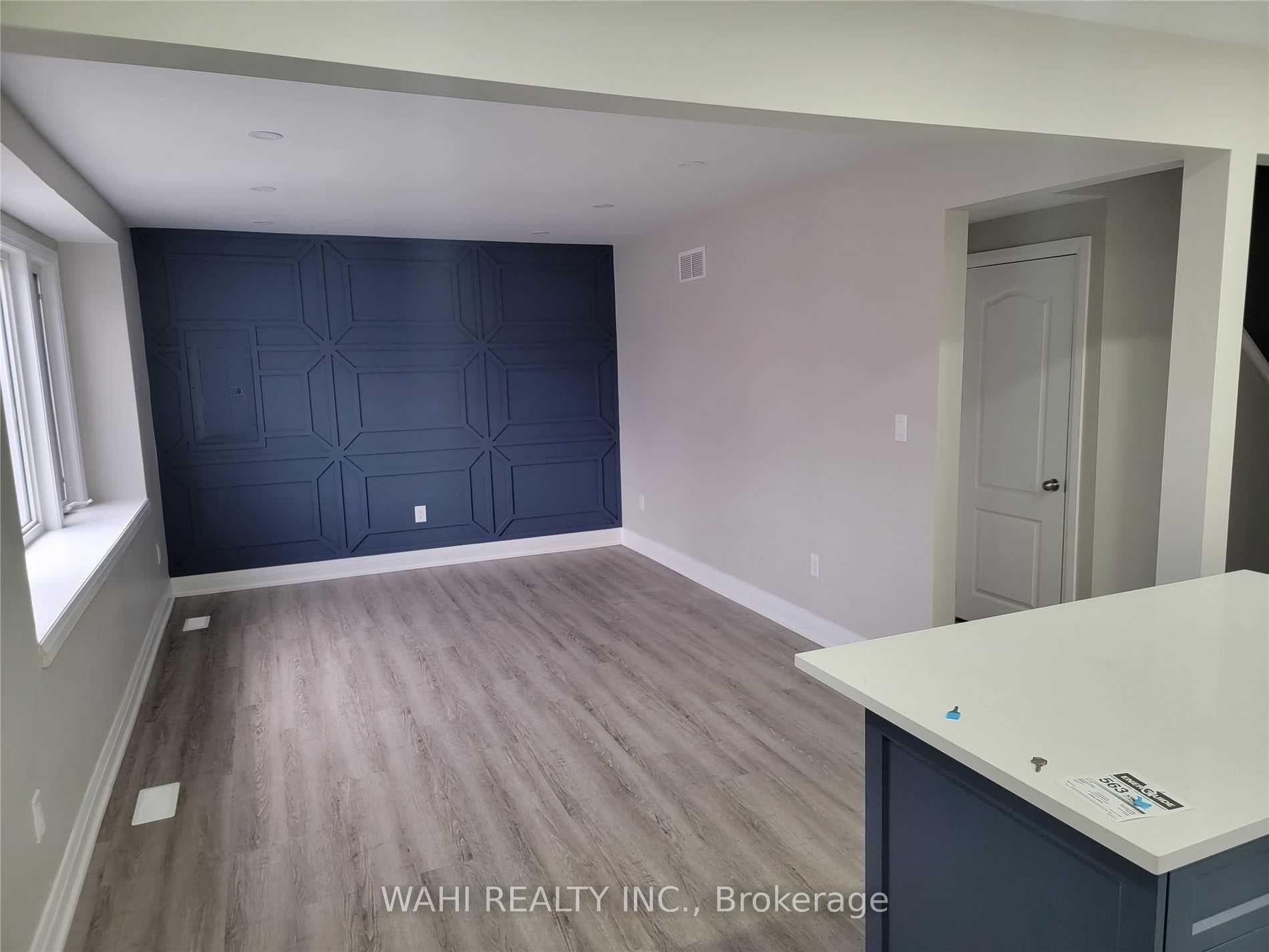 108 Adair Avenue Unit UPPER photo 3