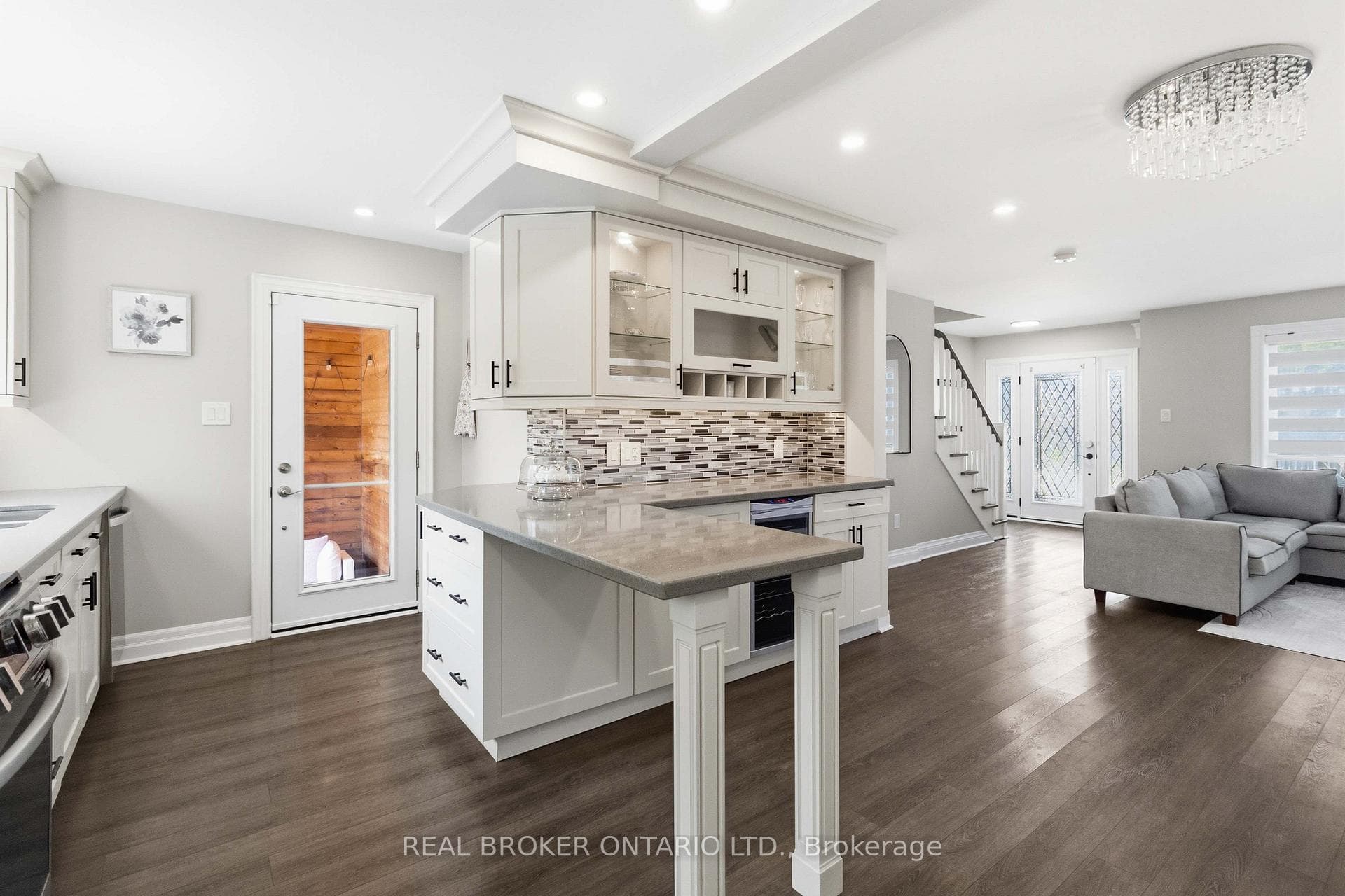 5048 HASWELL Lane photo 12