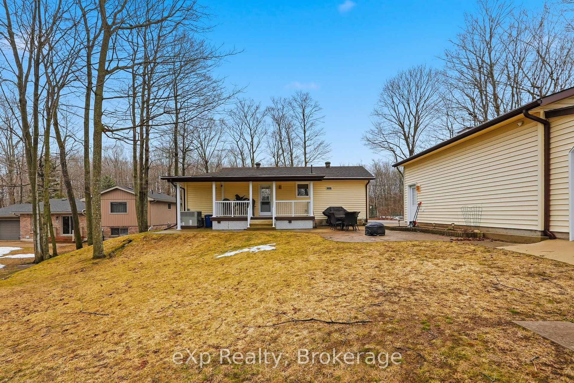 75 Lakeland Drive photo 39
