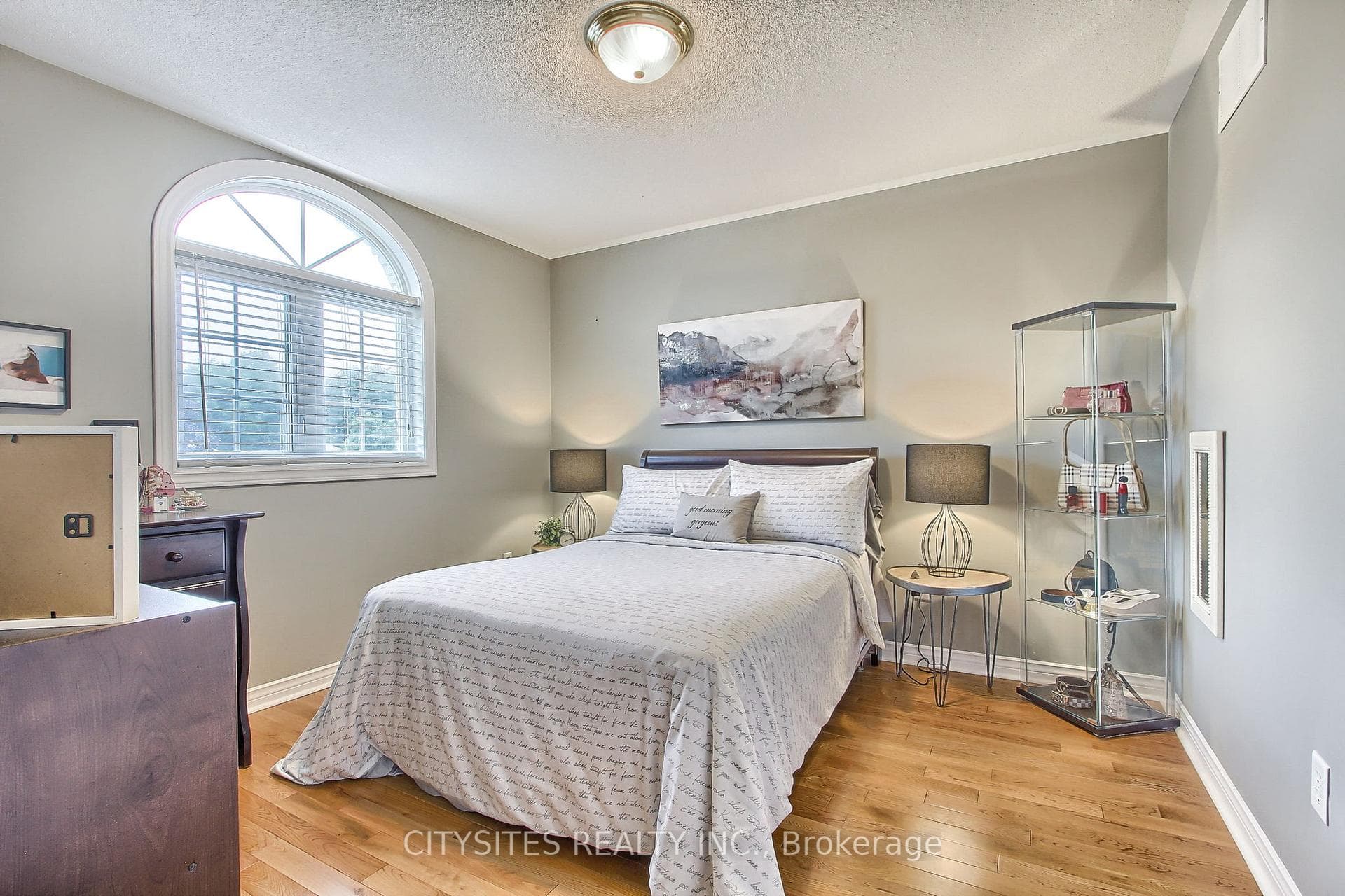 1007 Leslie Drive photo 28