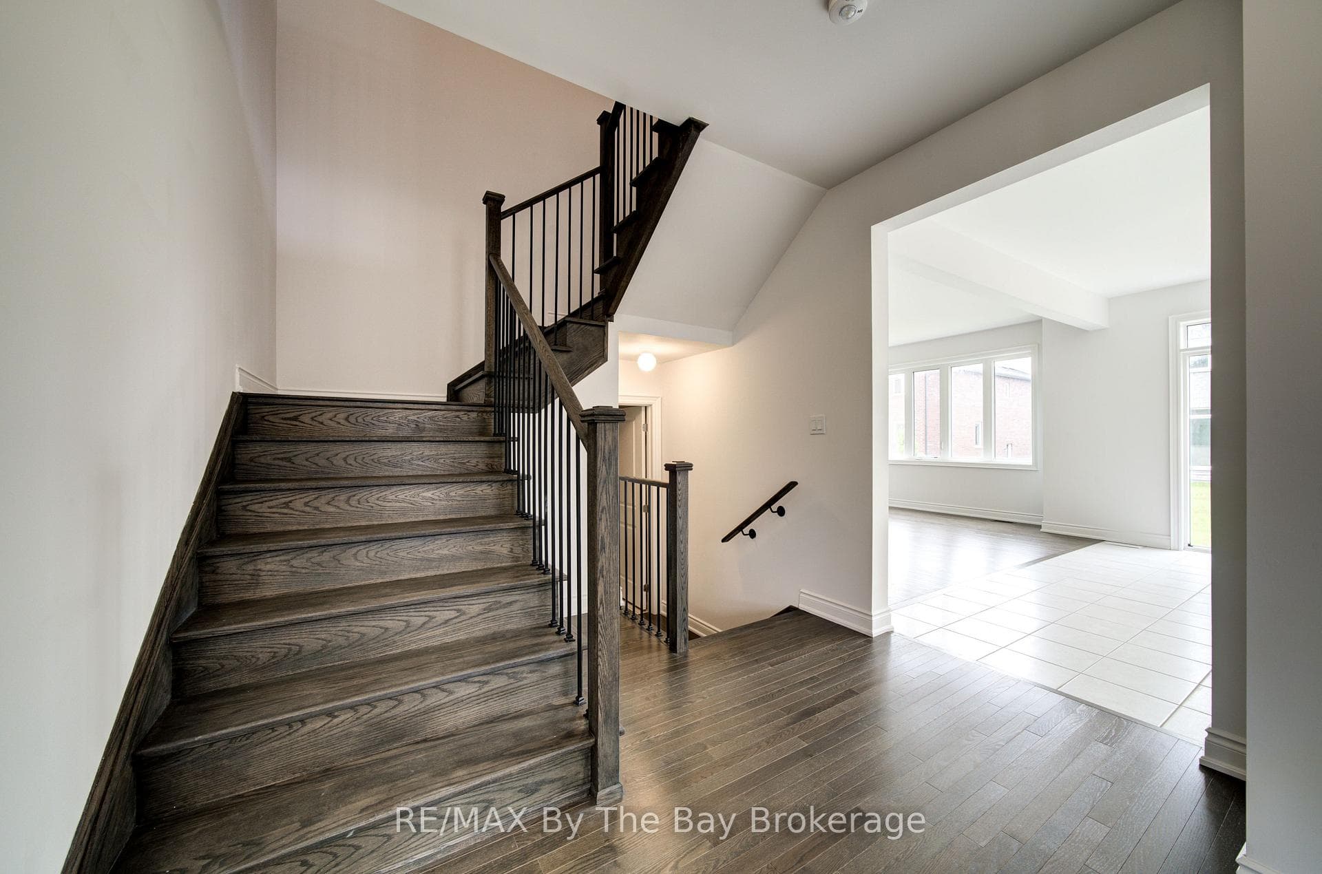 19 Amber Drive photo 13