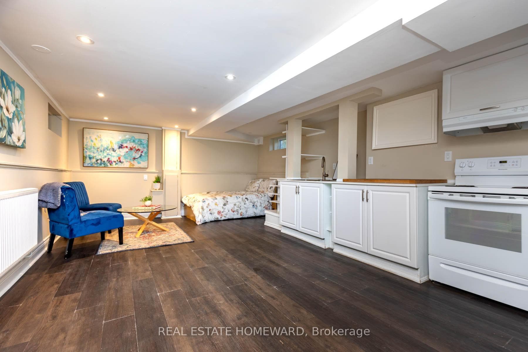 6 Balfour Avenue photo 30