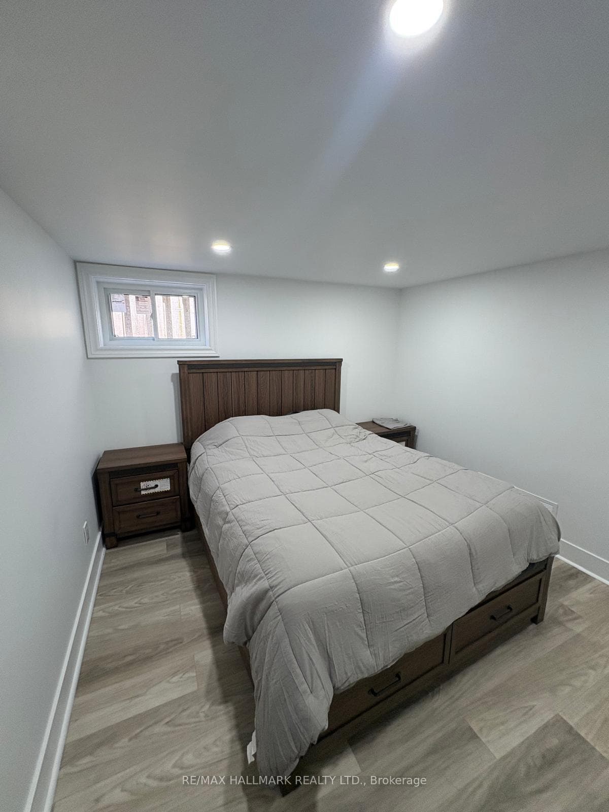 7 Ilfracombe Crescent Unit Basement photo 8