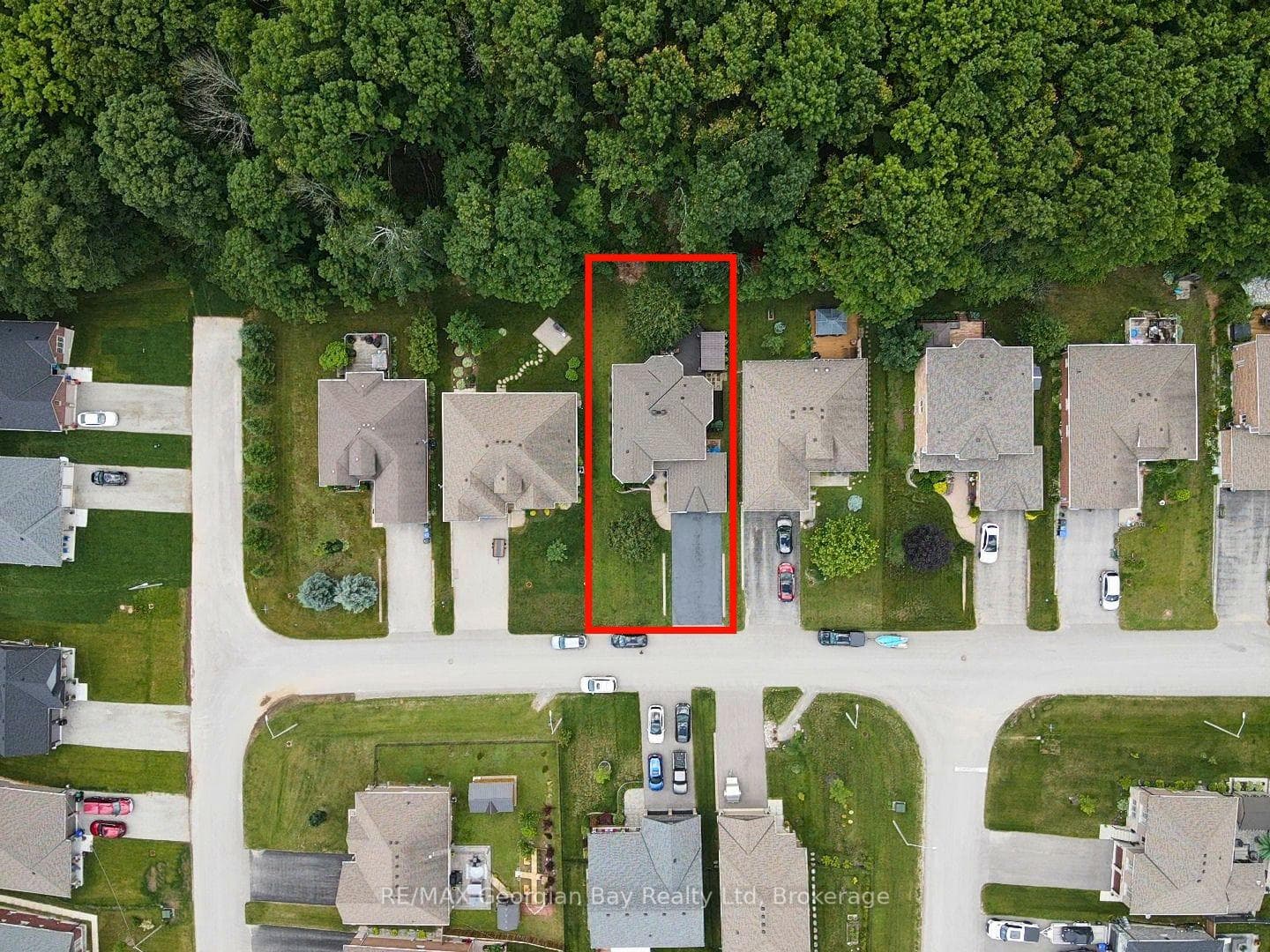 400 Keller Drive photo 43