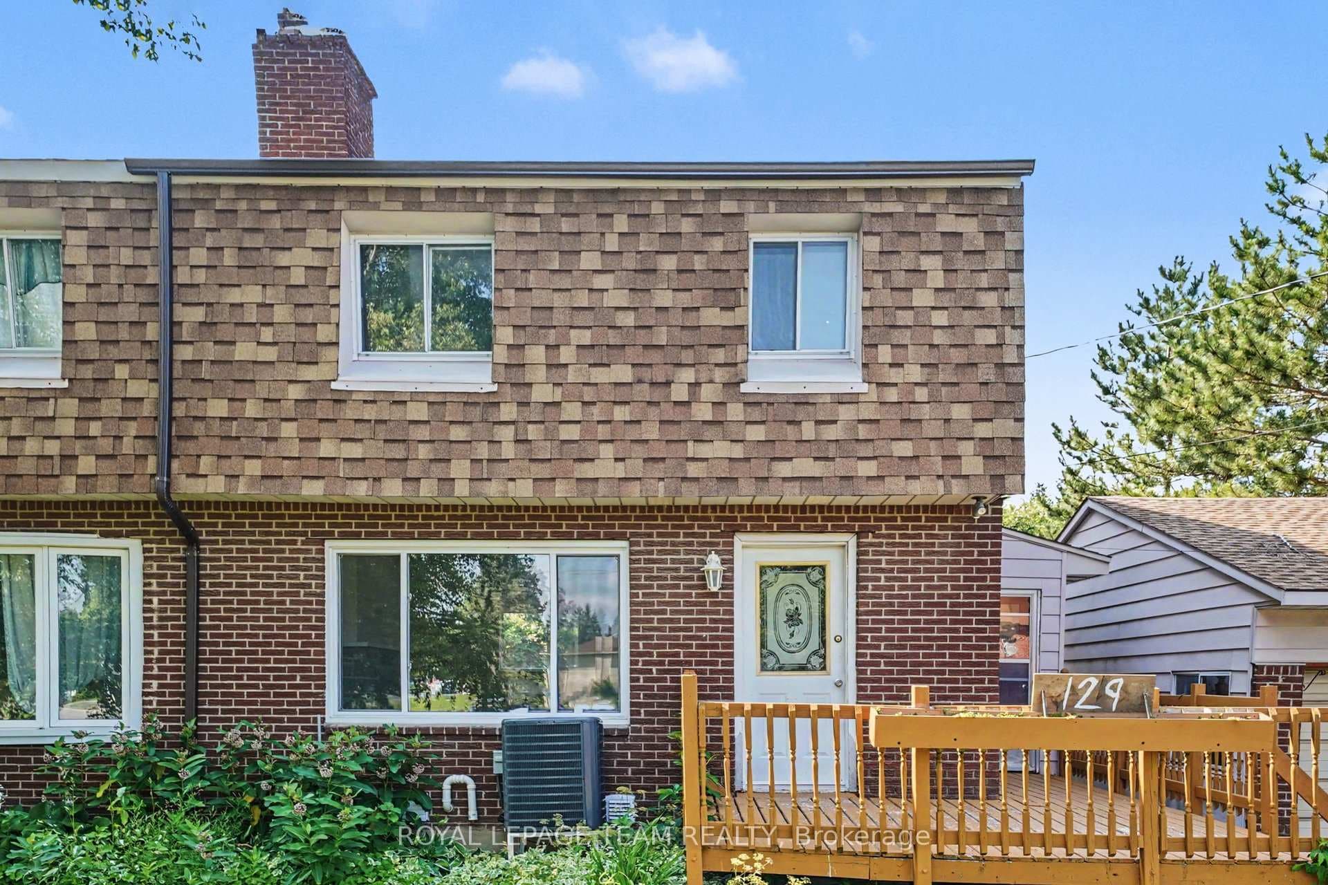 129 Christopher Hamilton Street photo 3
