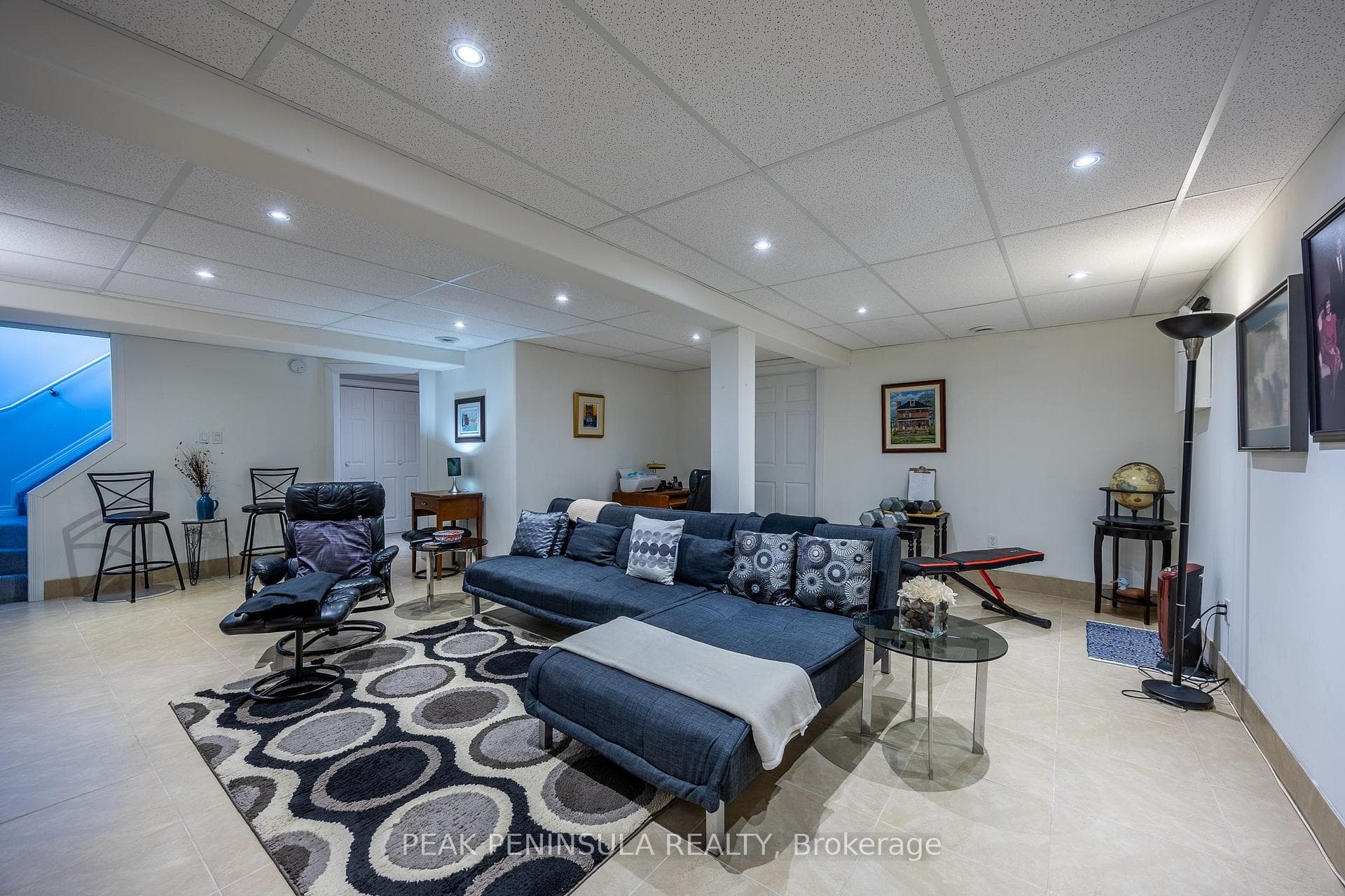 78 Upper Canada Drive photo 21