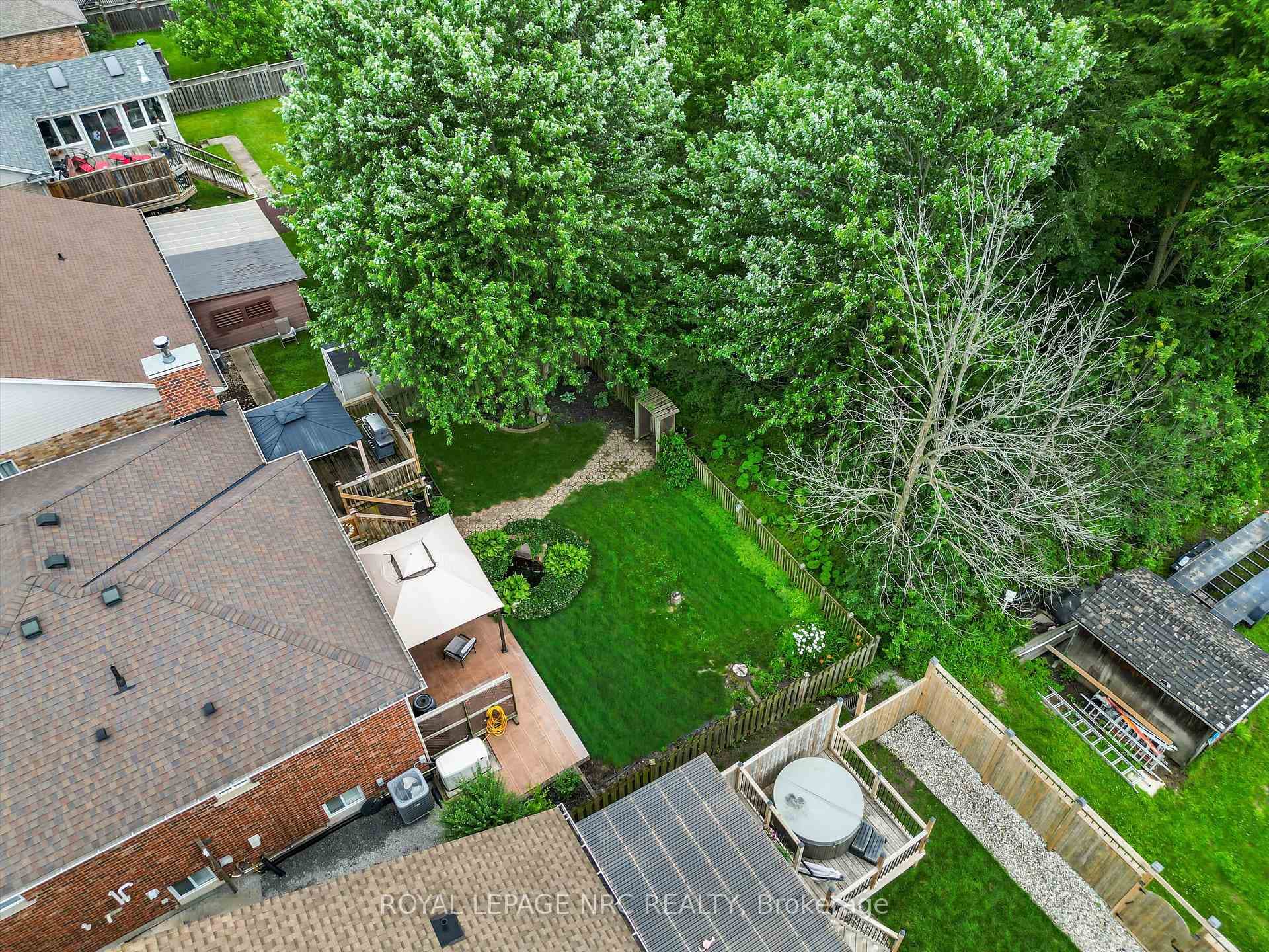 52 Thorold Ave Avenue photo 41