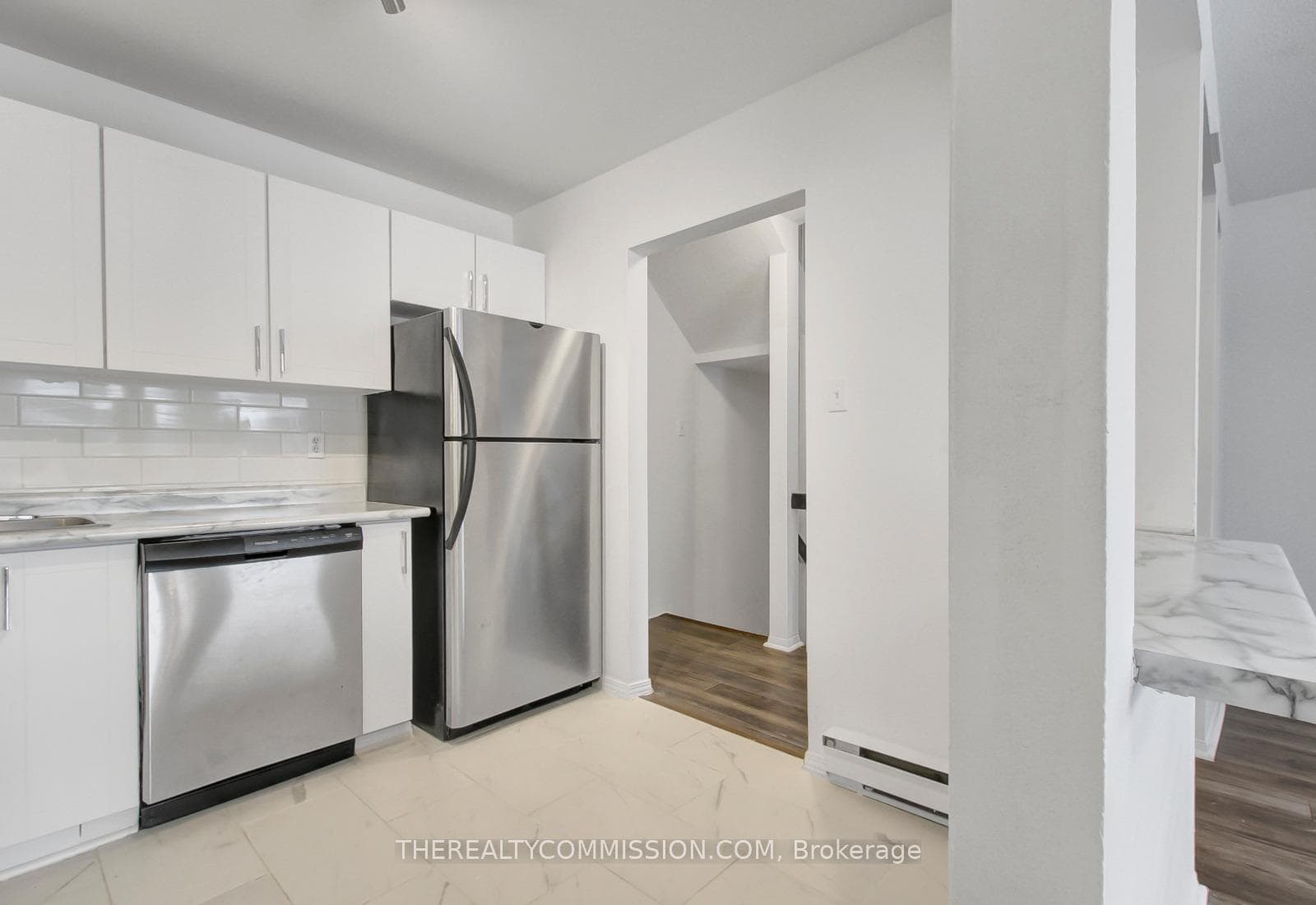 6530 Glen Erin Drive Unit G photo 8