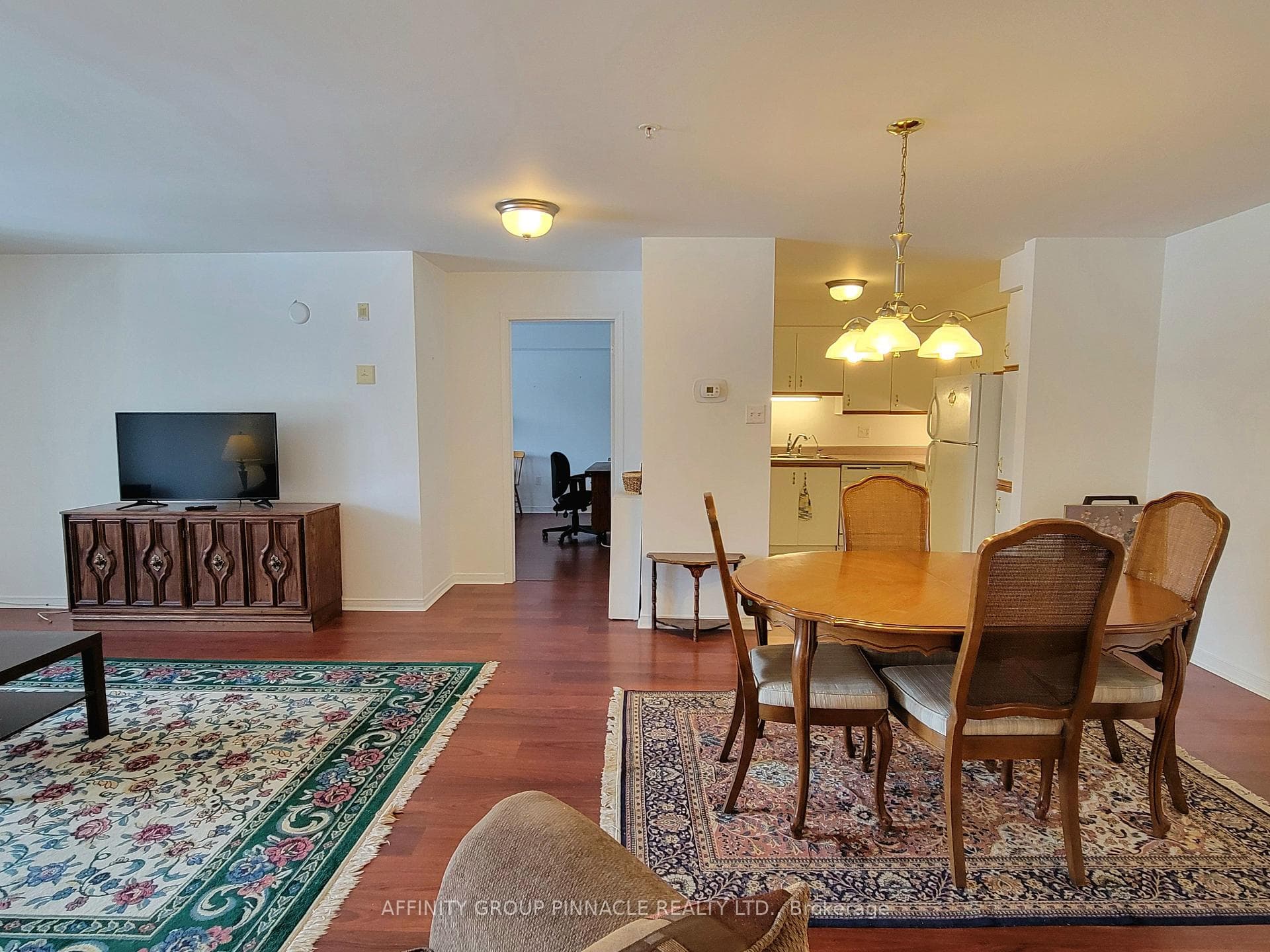 8 Huron Street Unit 211 photo 7