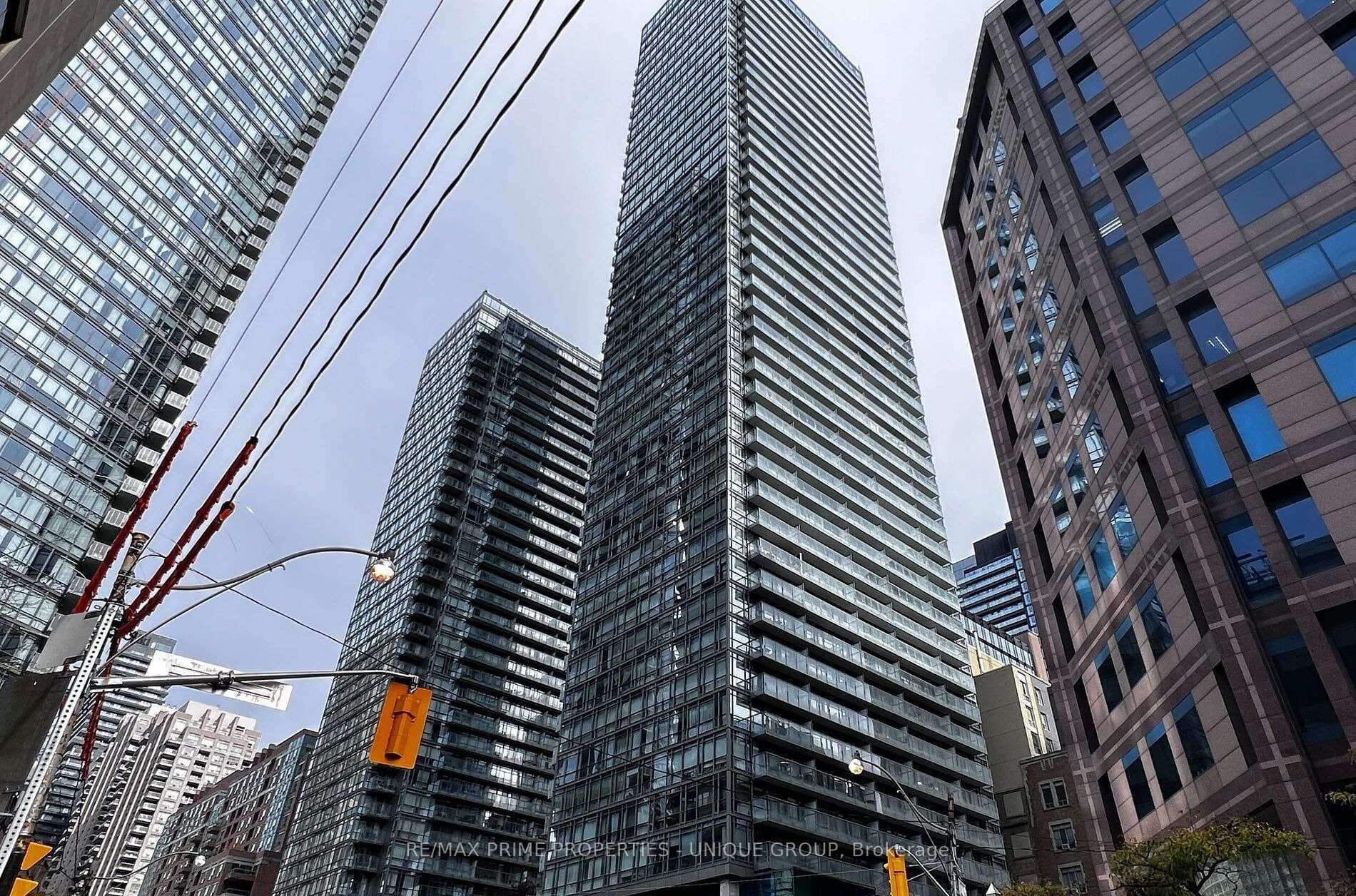 38 Grenville Street Unit 3007 photo 34