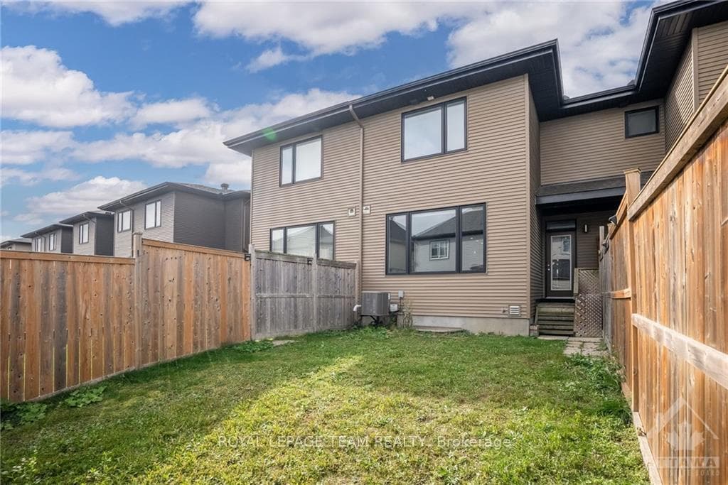 338 NONIUS Street photo 24