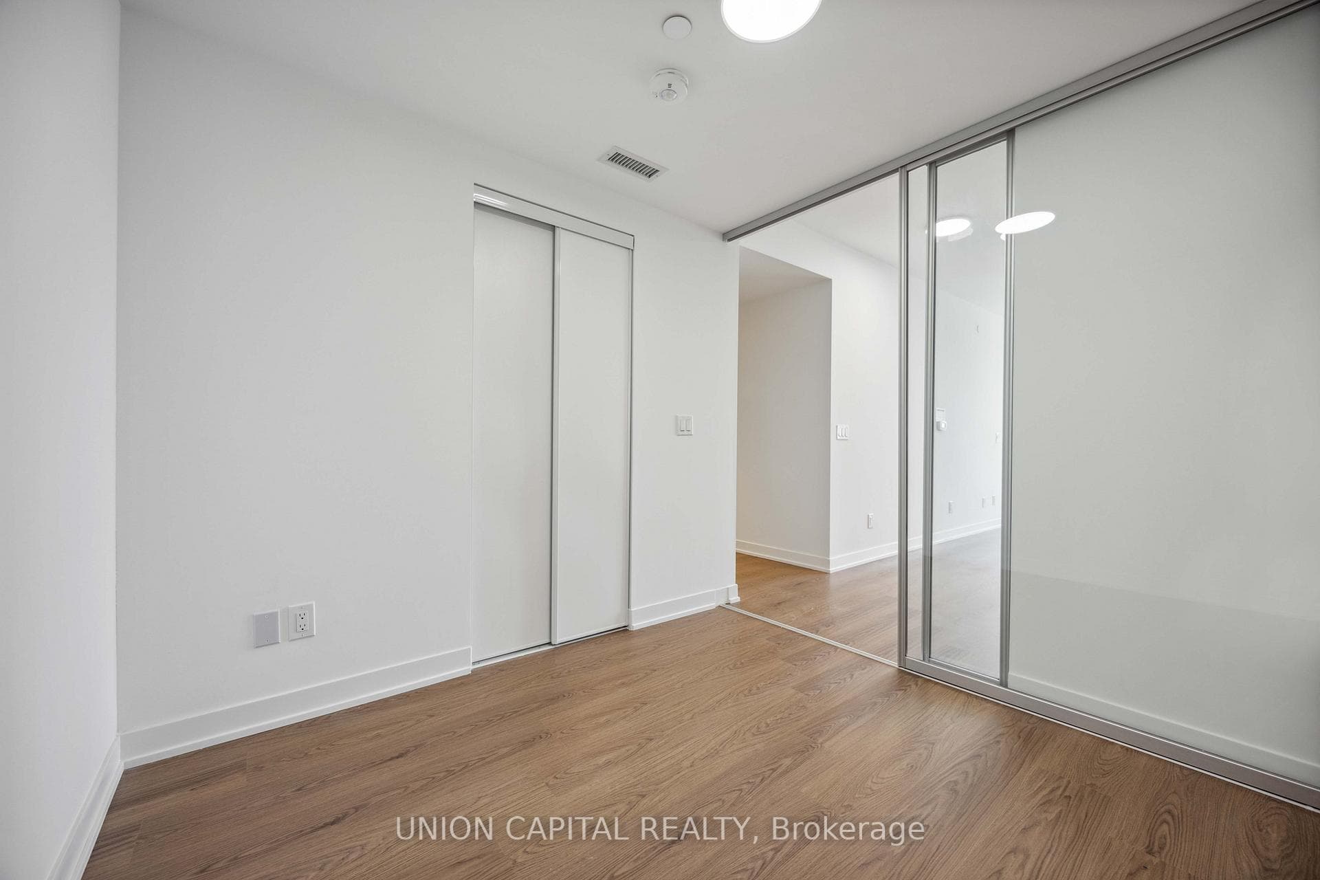 319 Jarvis Street Unit 4208 photo 18