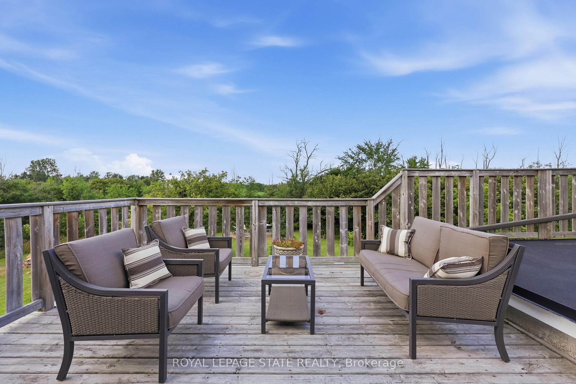 97 Smith Road photo 32