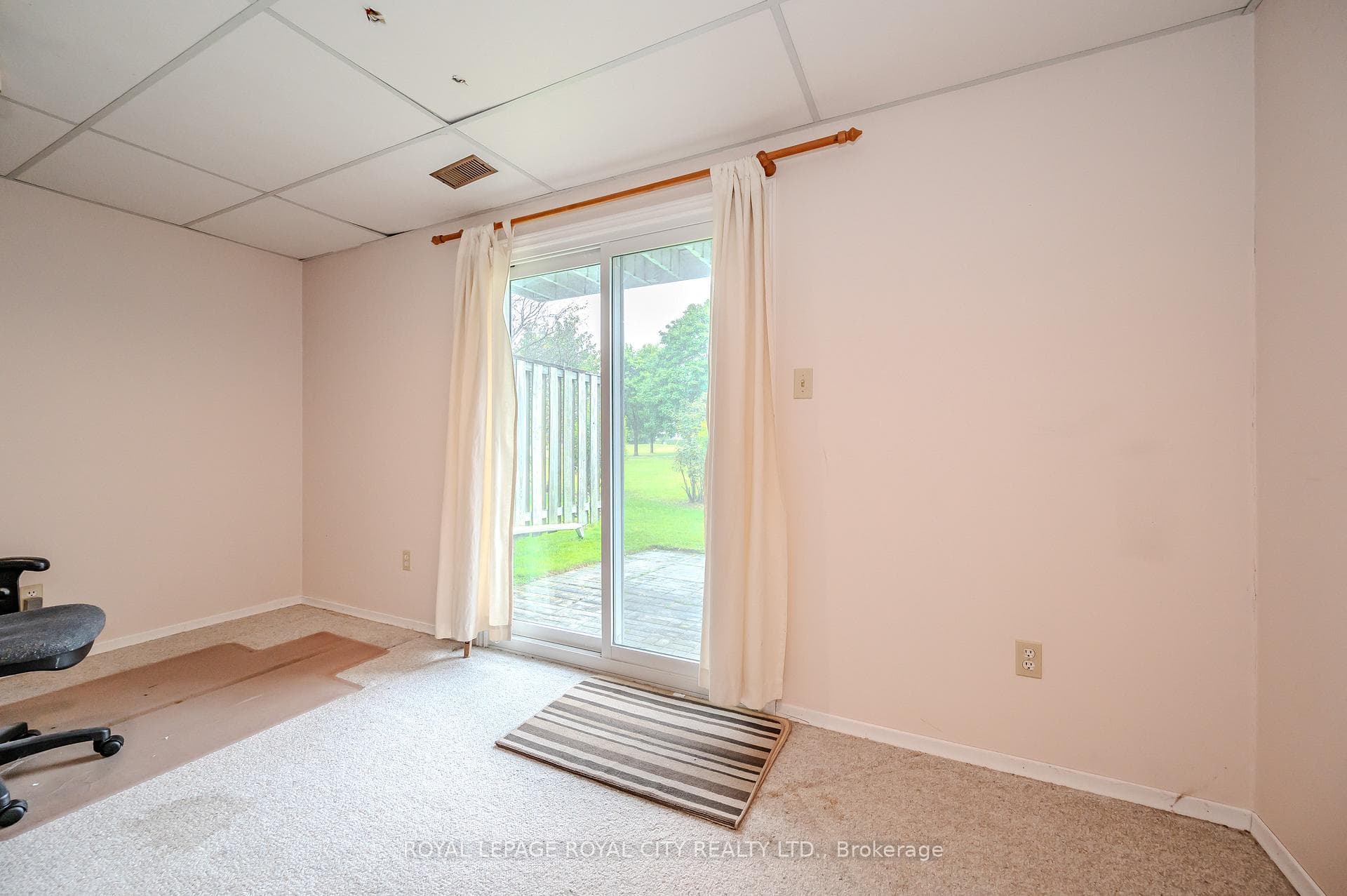 111 Traynor Avenue Unit 23 photo 24